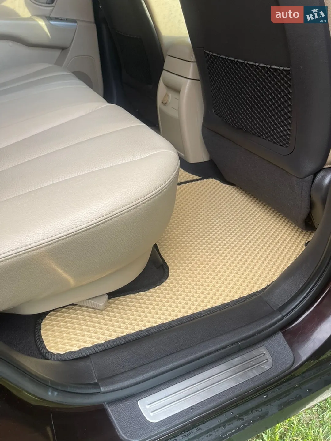 2010 Hyundai Santa Fe - мініатюра 21