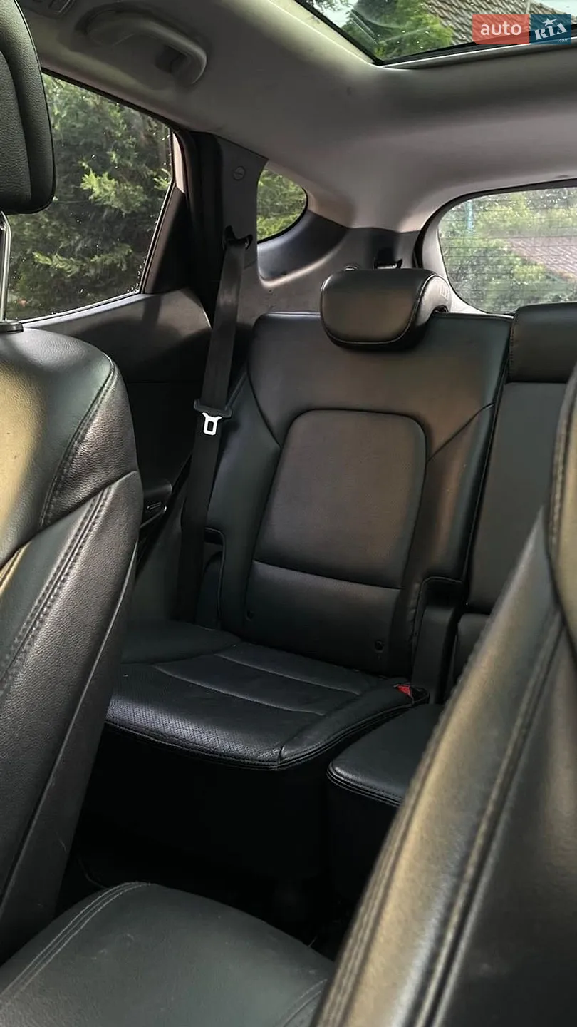 2012 Hyundai Santa Fe - мініатюра 5