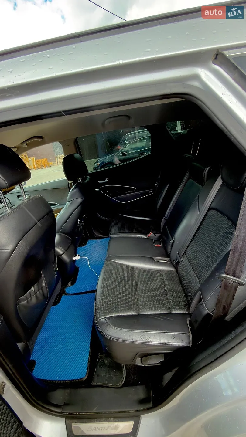 2012 Hyundai Santa Fe - мініатюра 9