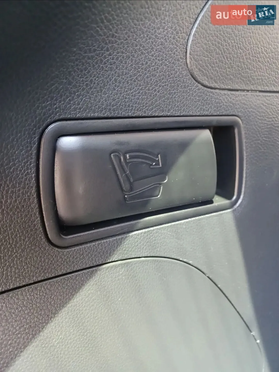 2014 Hyundai Santa Fe - мініатюра 18