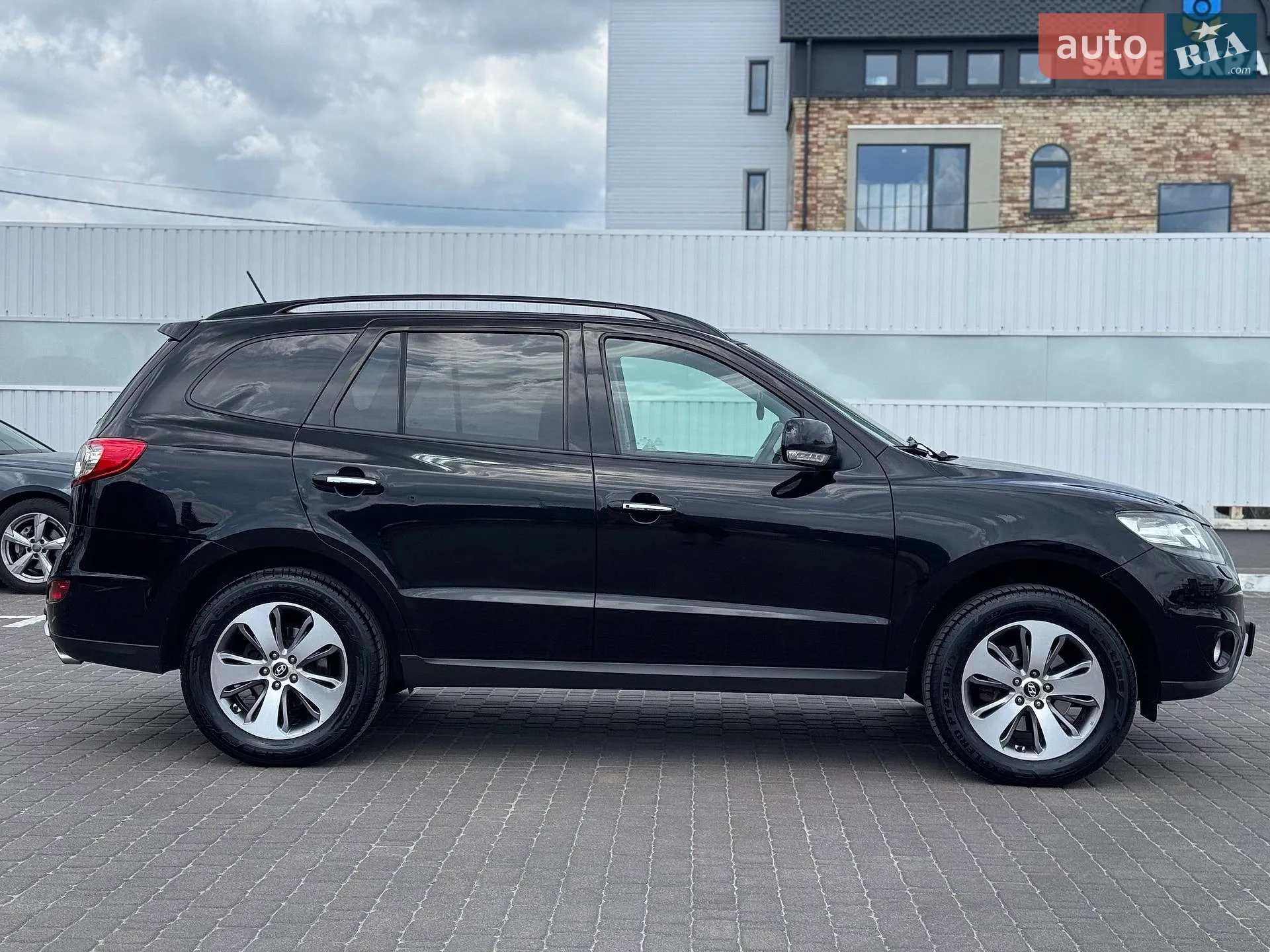 2011 Hyundai Santa Fe - мініатюра 5
