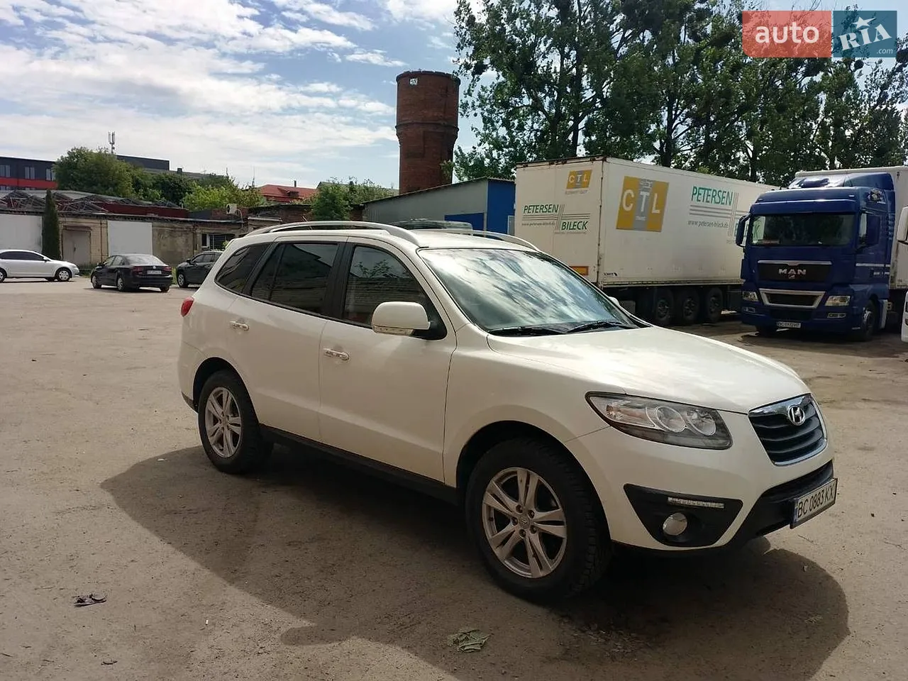 2011 Hyundai Santa Fe - мініатюра 23