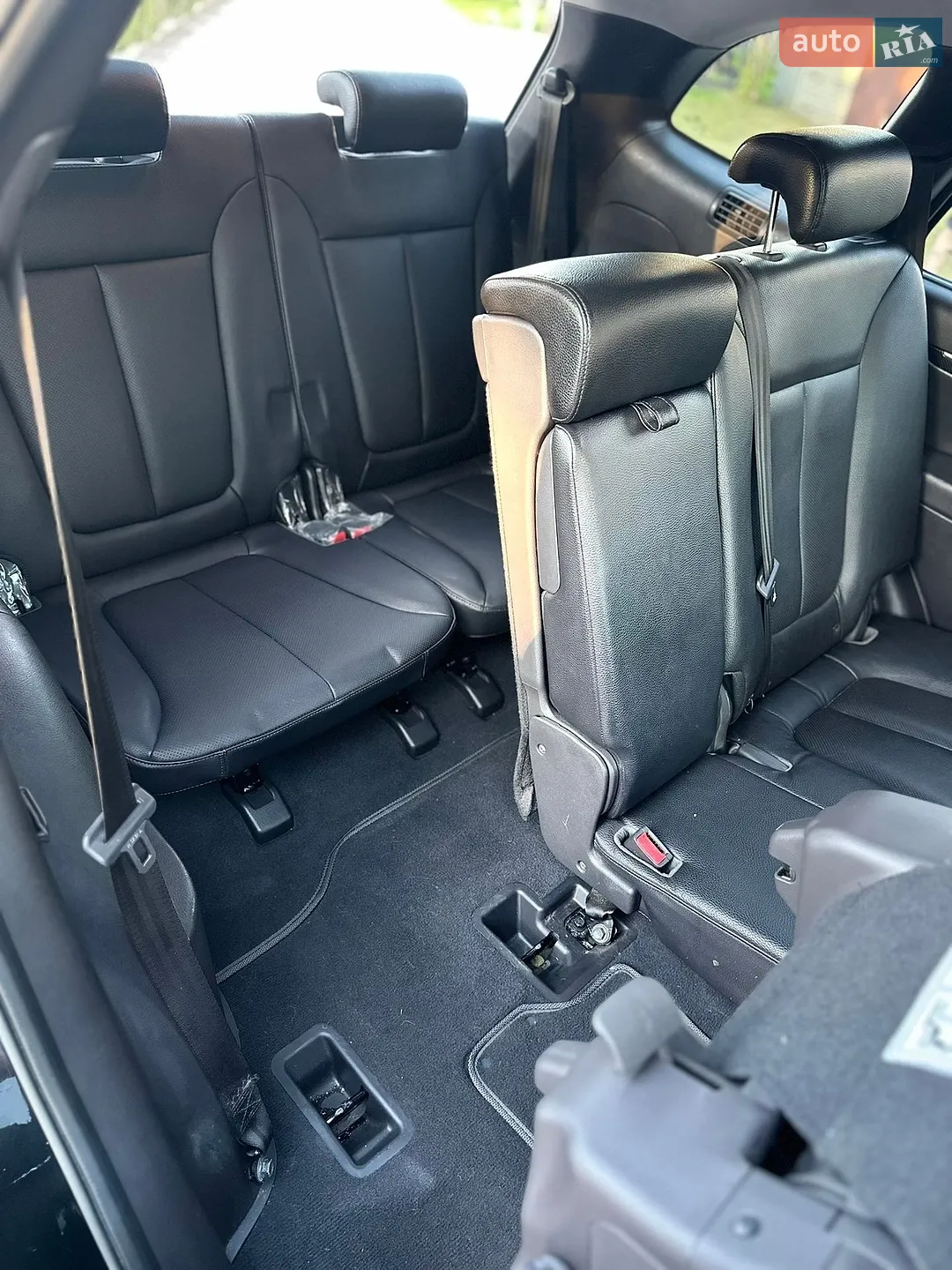 2012 Hyundai Santa Fe - мініатюра 23