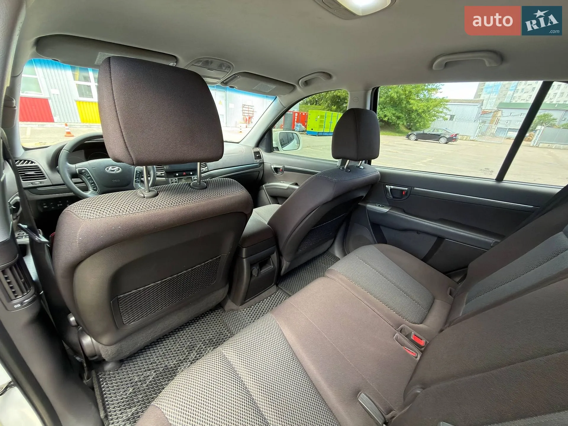 2010 Hyundai Santa Fe - мініатюра 29