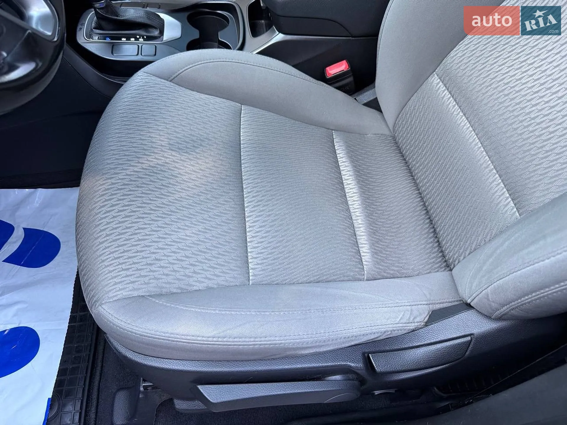 2017 Hyundai Santa Fe - мініатюра 30