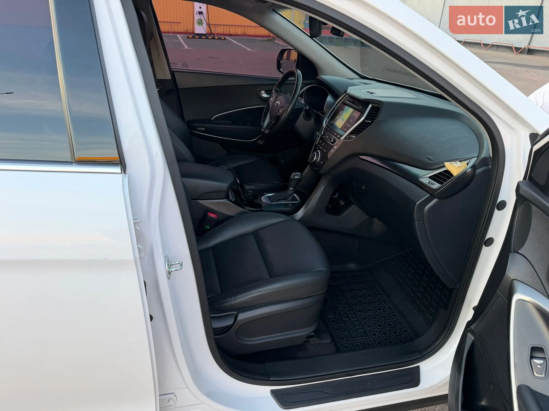 2016 Hyundai Santa Fe - мініатюра 14