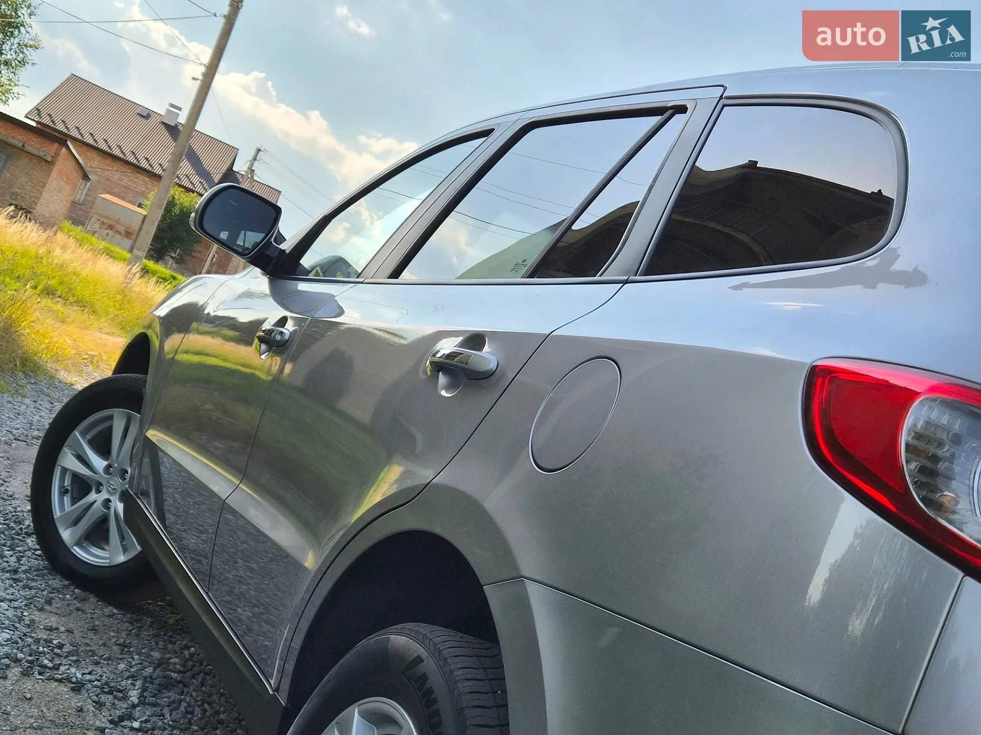 2010 Hyundai Santa Fe - мініатюра 40