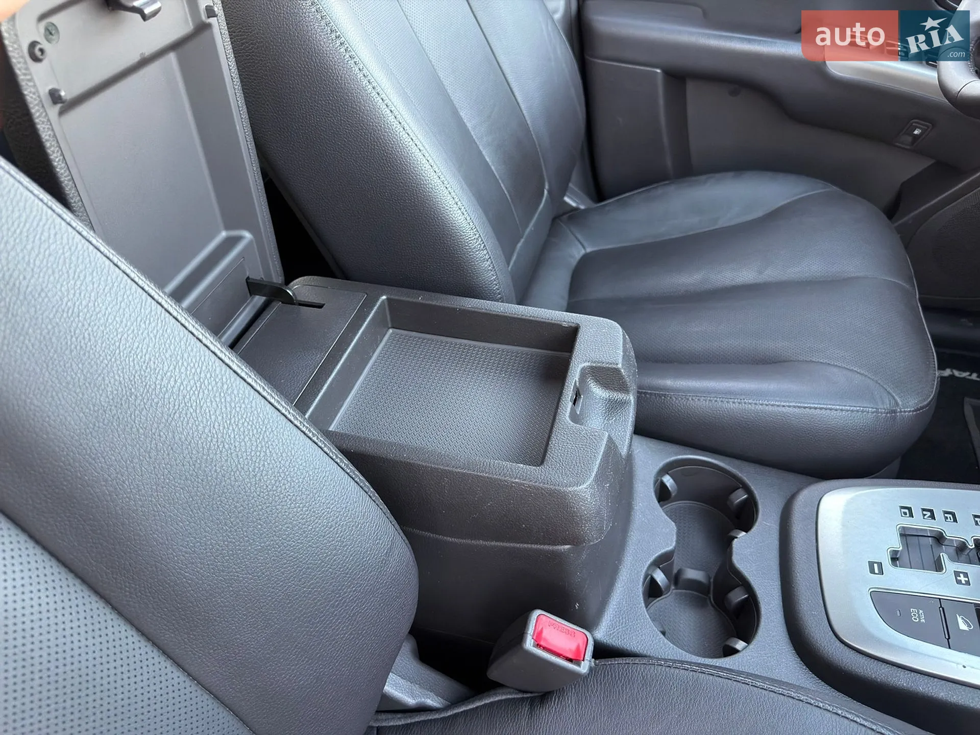 2012 Hyundai Santa Fe - мініатюра 38