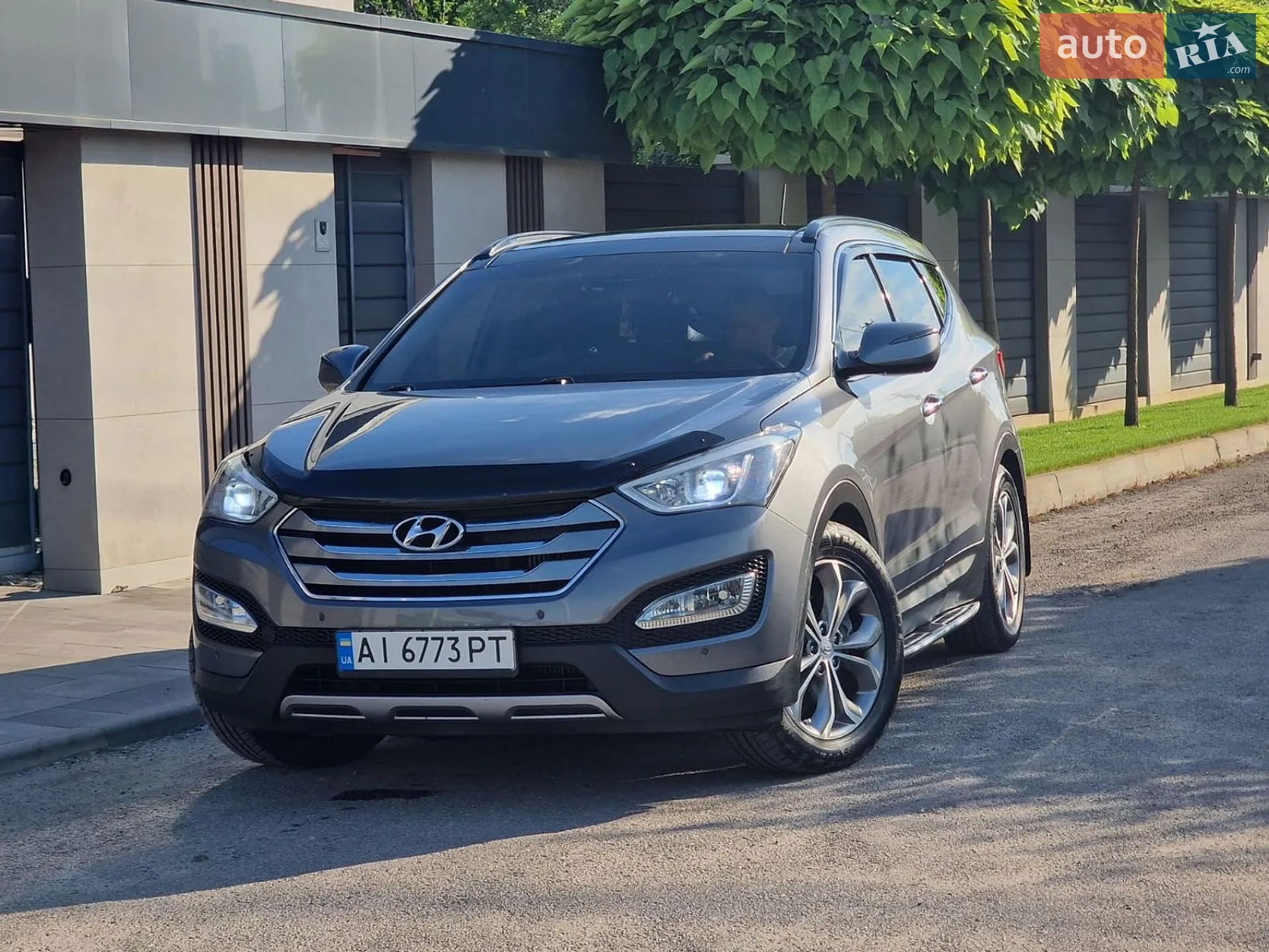 2012 Hyundai Santa Fe - мініатюра 17