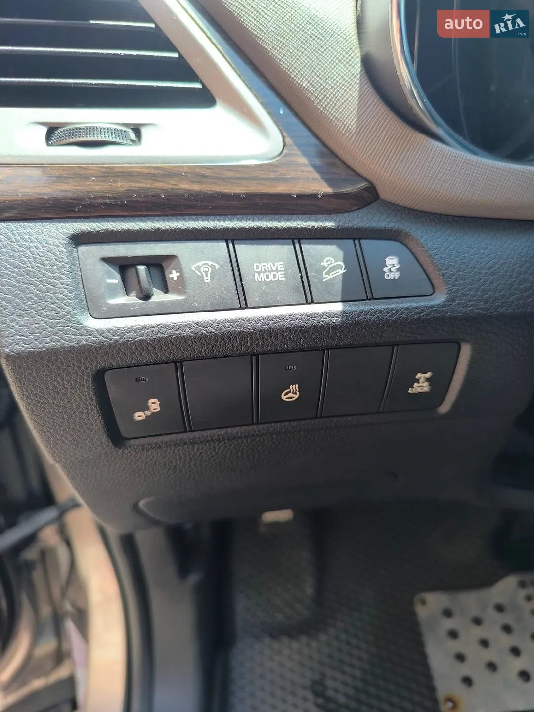 2016 Hyundai Santa Fe - мініатюра 21