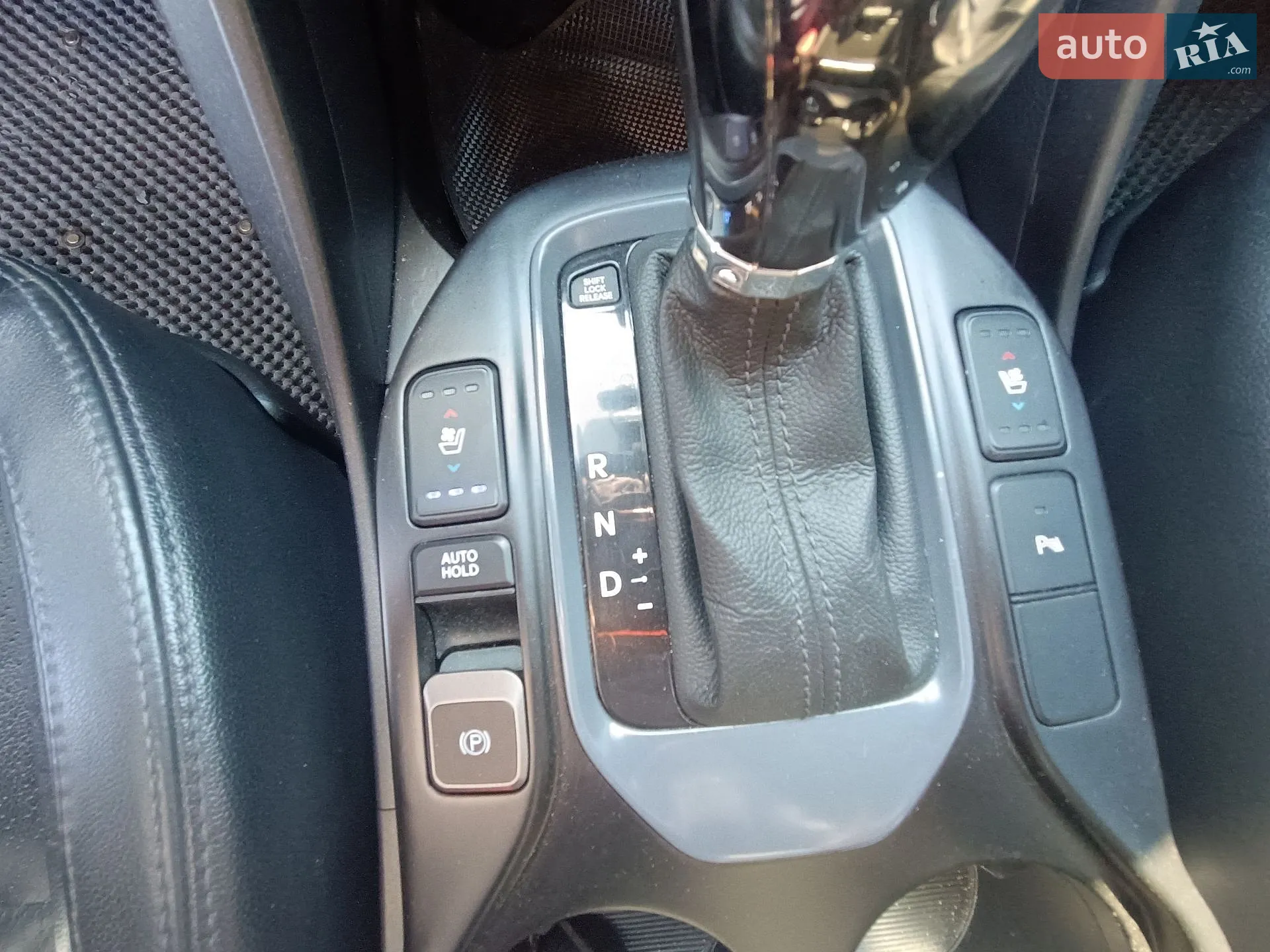 2012 Hyundai Santa Fe - мініатюра 14