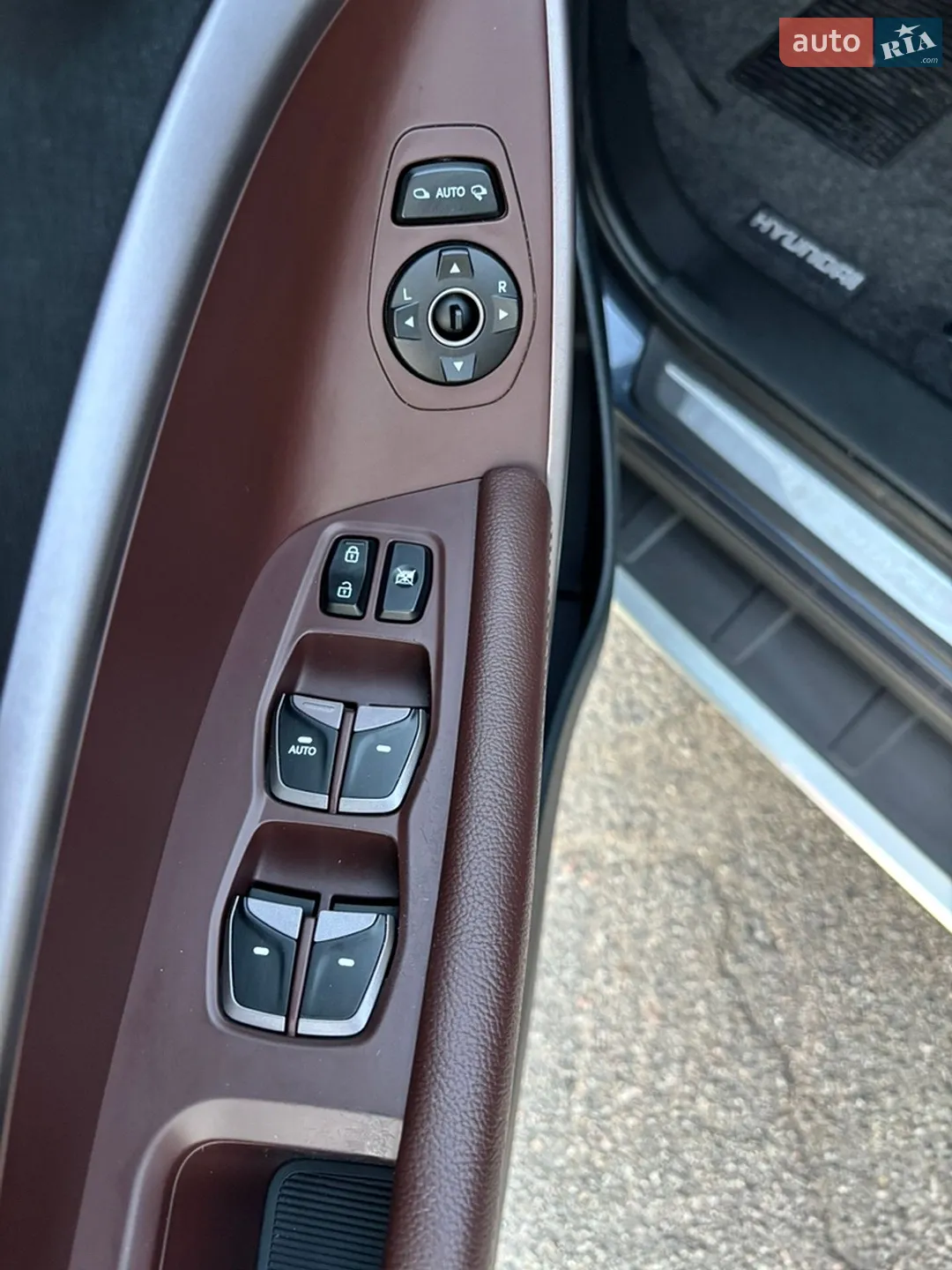 2016 Hyundai Santa Fe - мініатюра 24