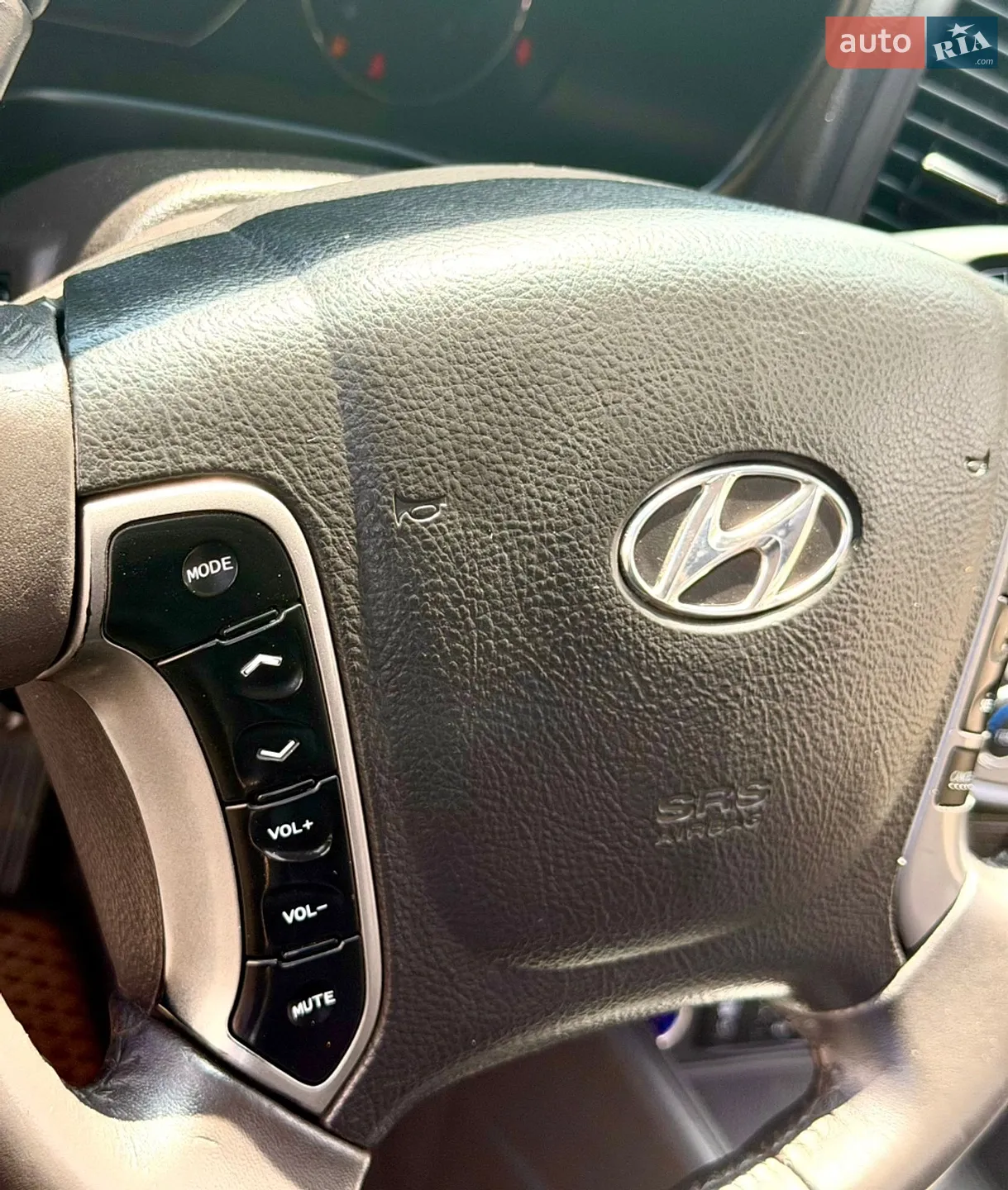 2010 Hyundai Santa Fe - мініатюра 12