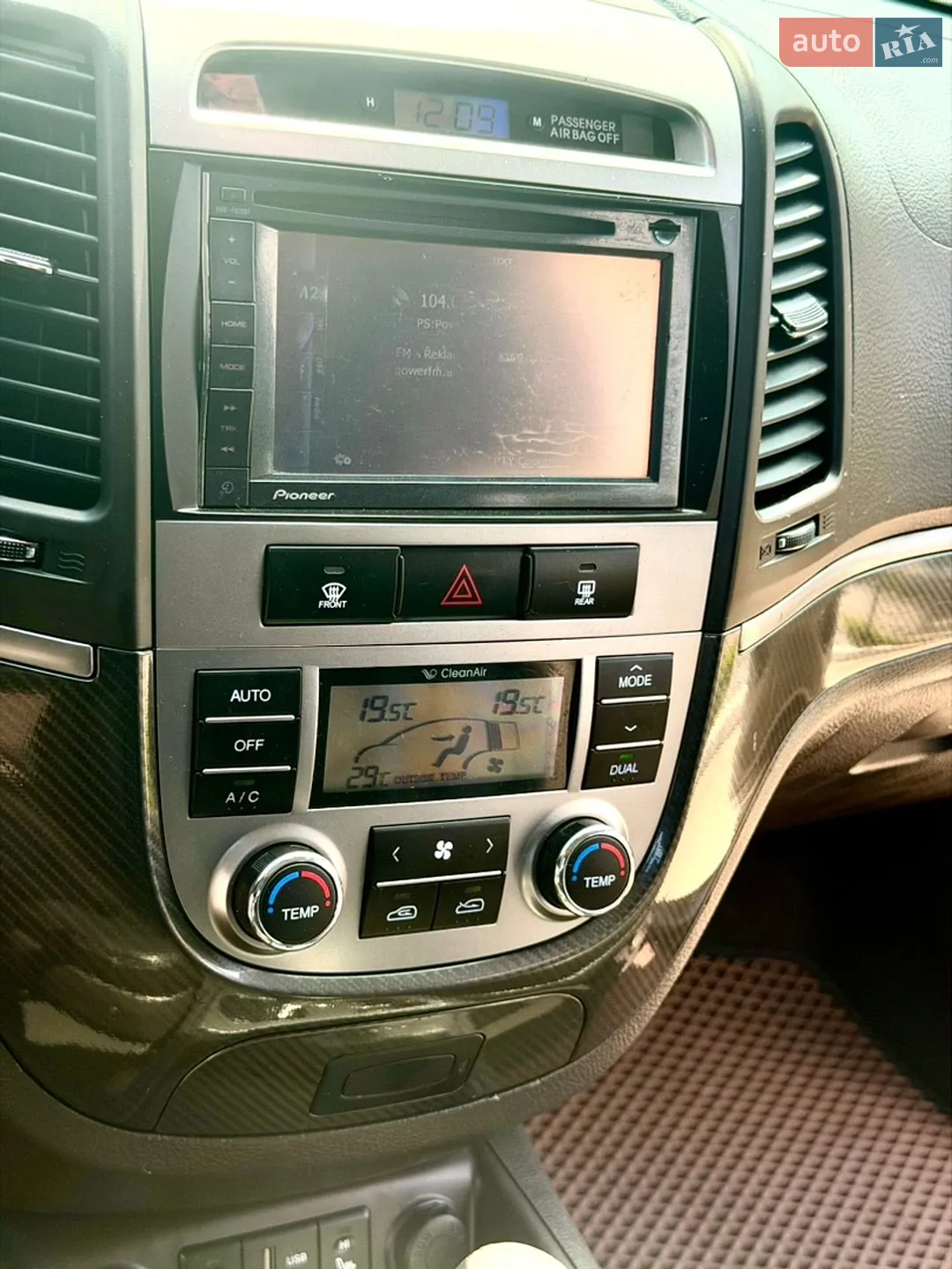 2010 Hyundai Santa Fe - мініатюра 10