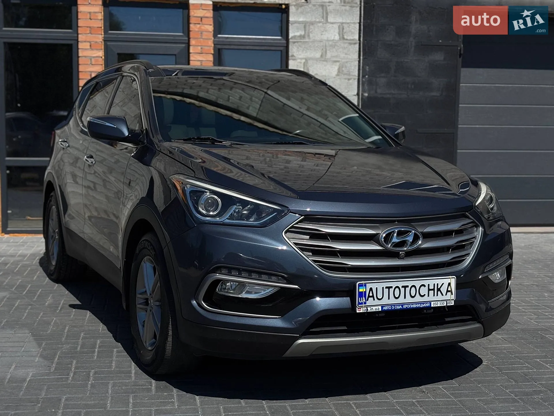 2017 Hyundai Santa Fe - фото 1
