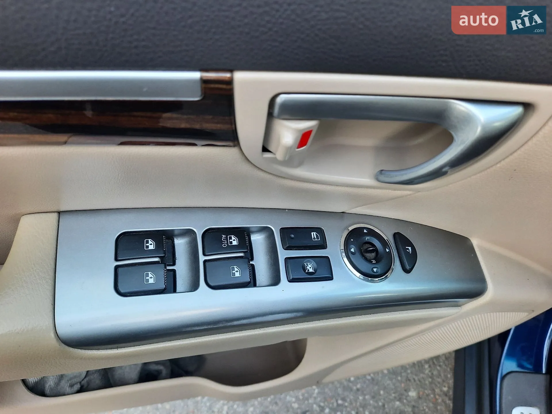 2011 Hyundai Santa Fe - мініатюра 36