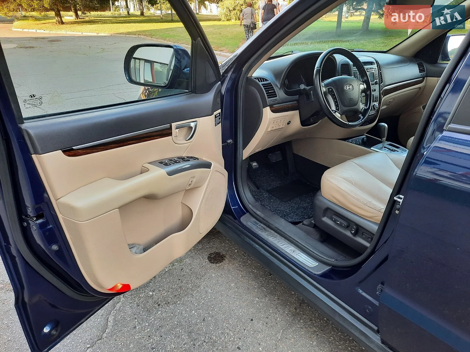 2011 Hyundai Santa Fe - мініатюра 34