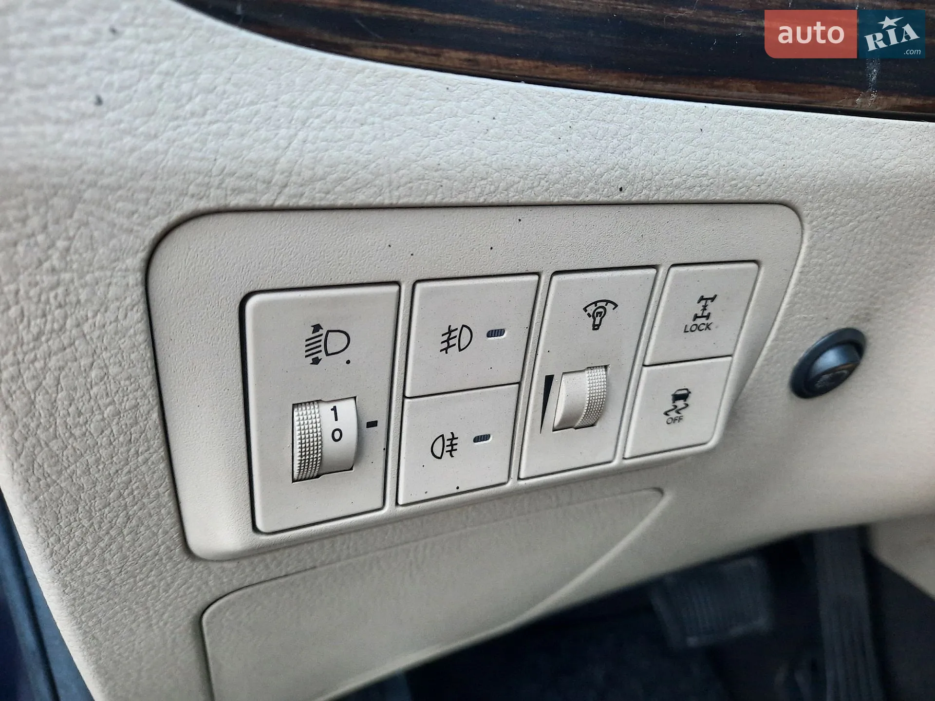 2011 Hyundai Santa Fe - мініатюра 44