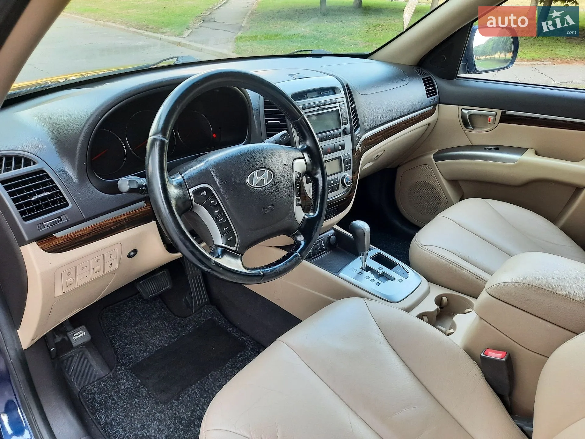 2011 Hyundai Santa Fe - мініатюра 43
