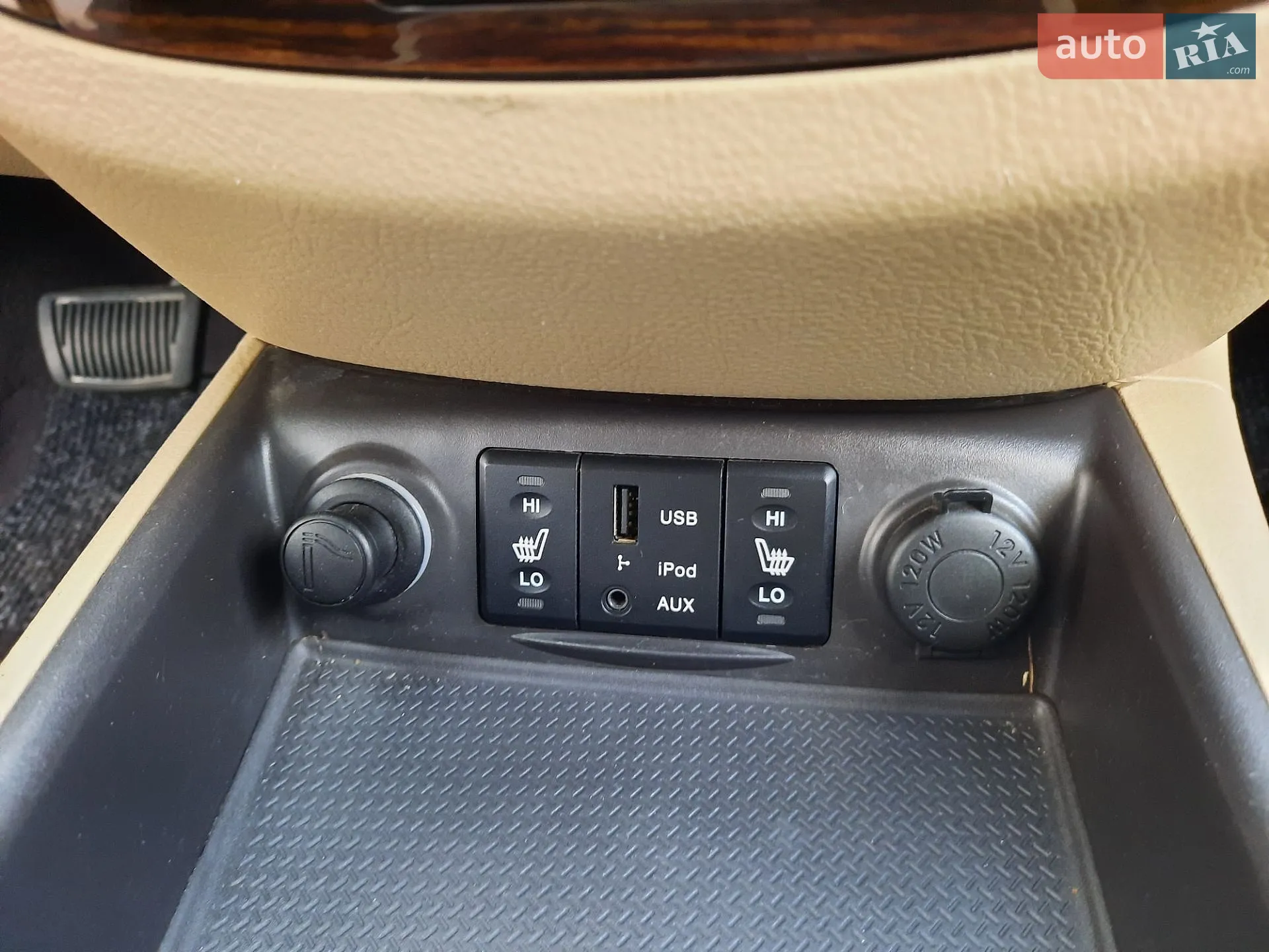 2011 Hyundai Santa Fe - мініатюра 52