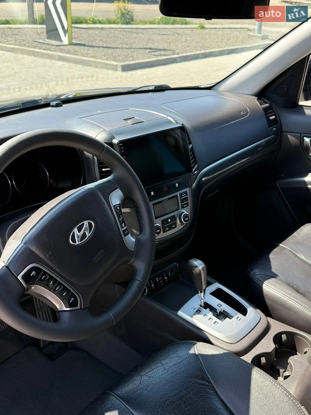 2010 Hyundai Santa Fe - мініатюра 12