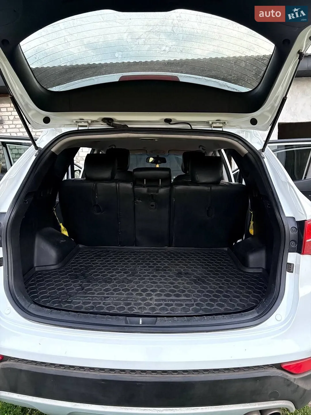 2013 Hyundai Santa Fe - мініатюра 12