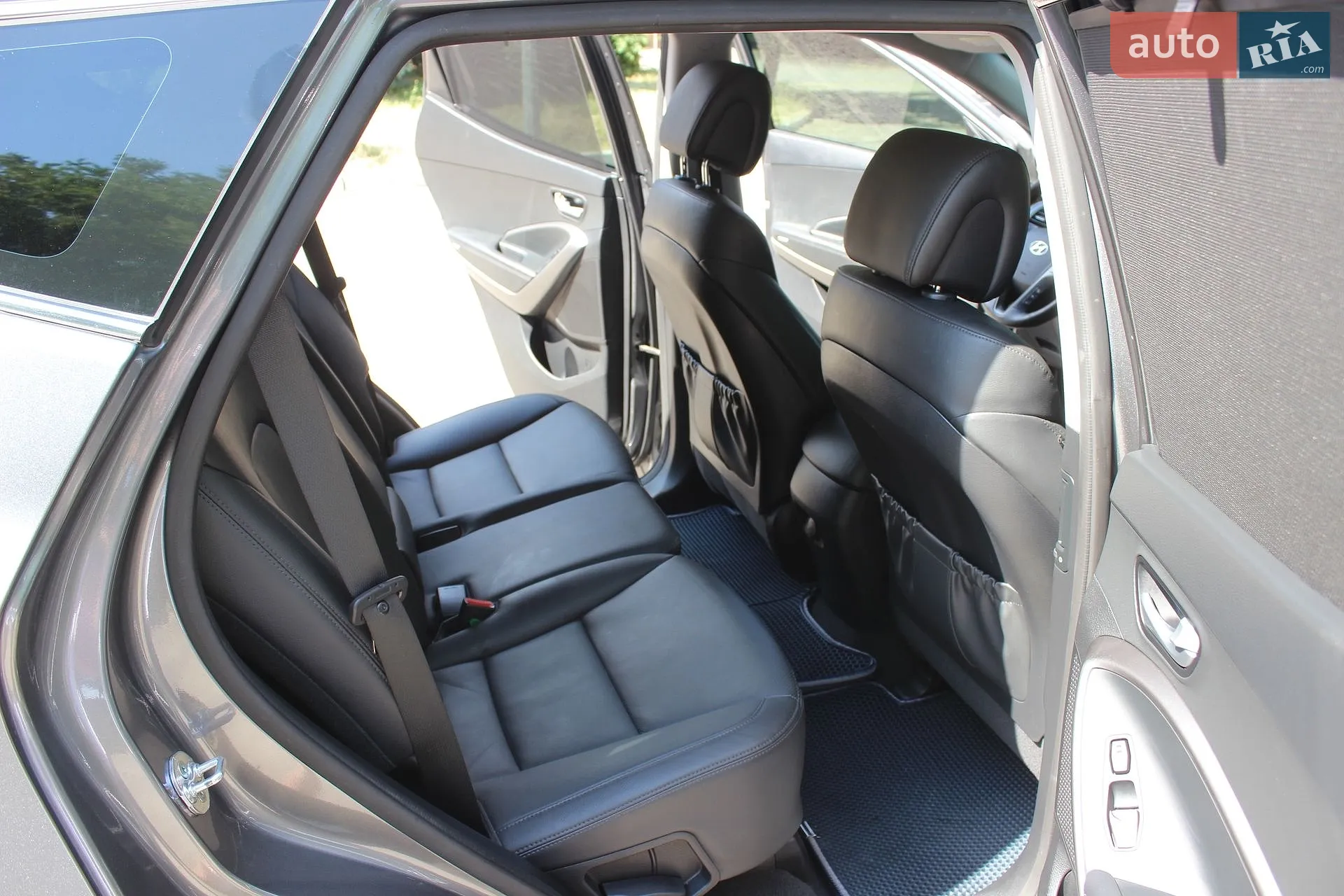 2015 Hyundai Santa Fe - мініатюра 29