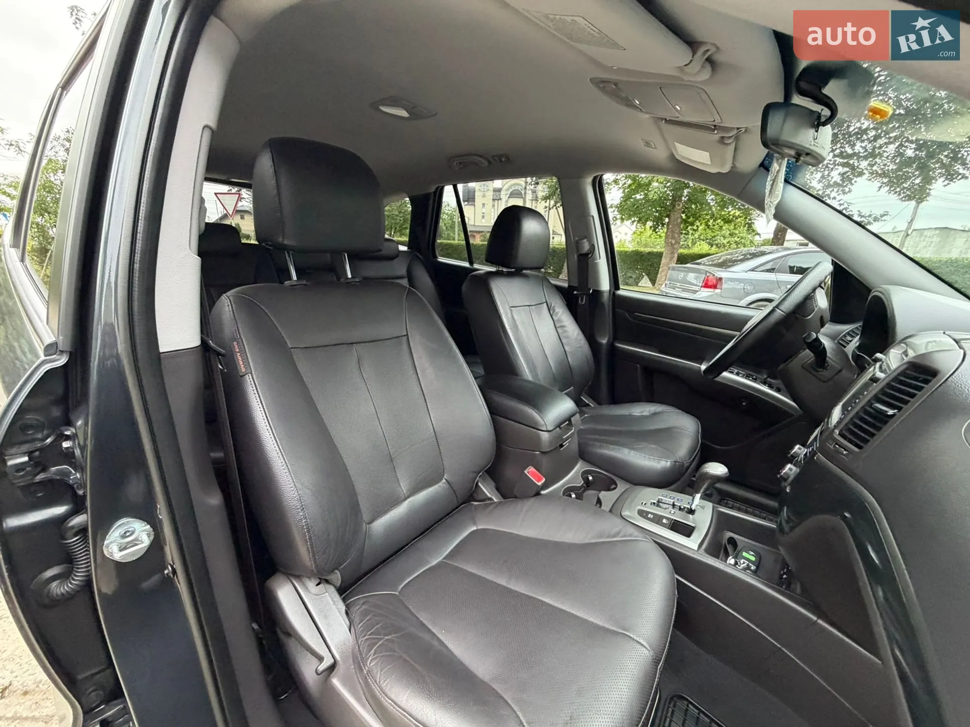 2011 Hyundai Santa Fe - мініатюра 30
