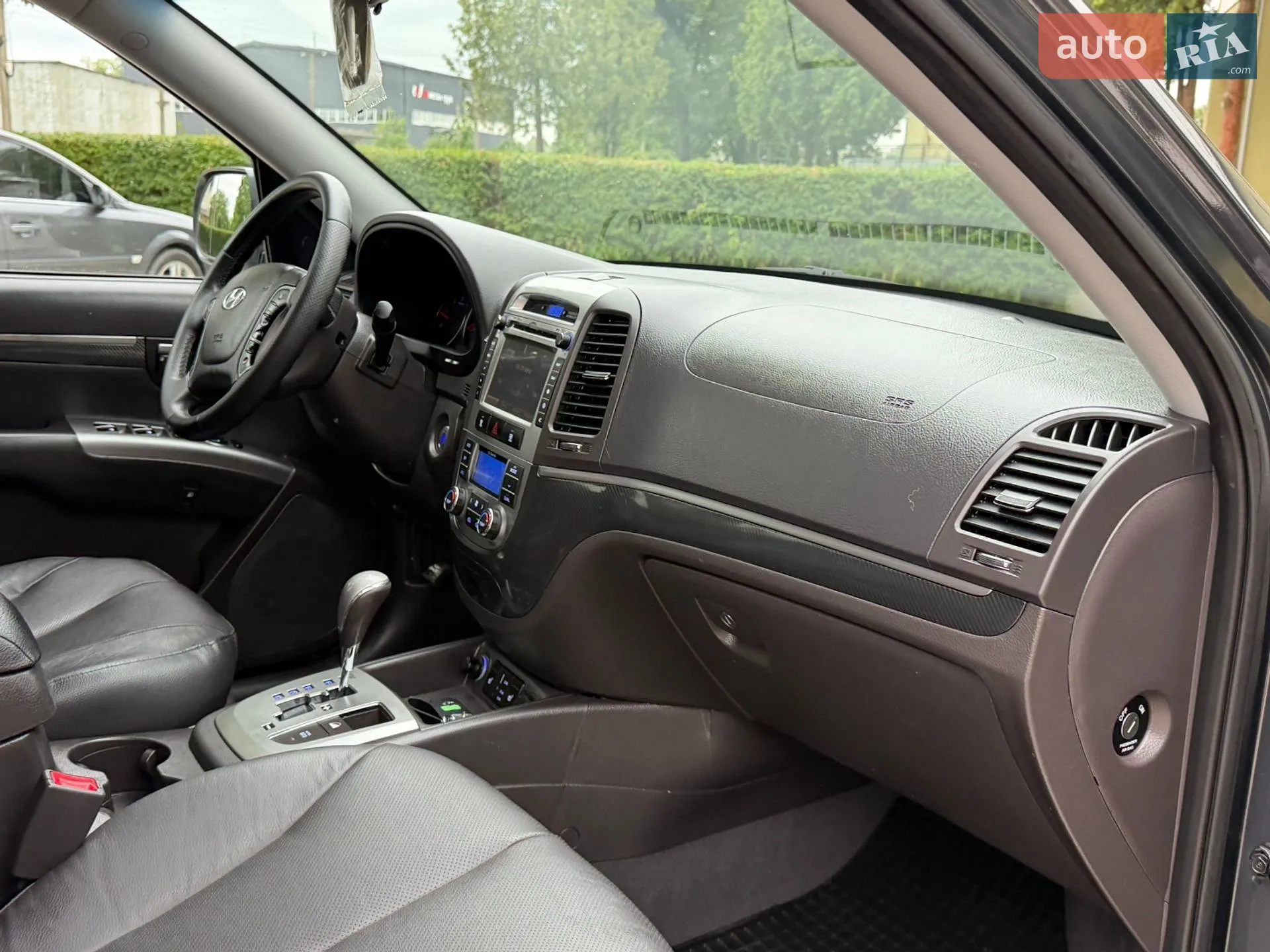2011 Hyundai Santa Fe - мініатюра 38