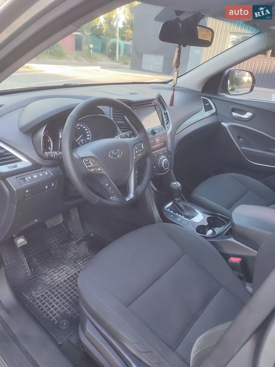 2017 Hyundai Santa Fe - мініатюра 11