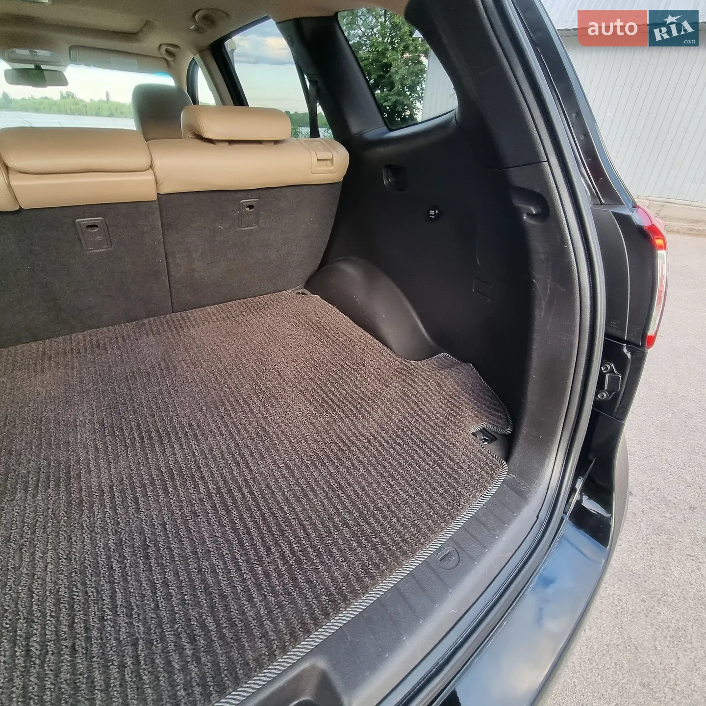 2011 Hyundai Santa Fe - мініатюра 34