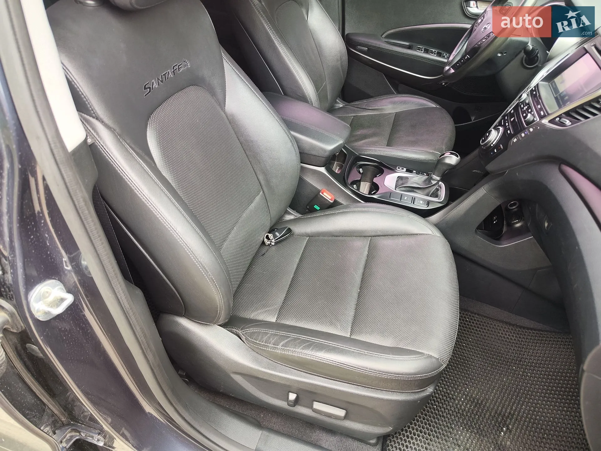 2016 Hyundai Santa Fe - мініатюра 20