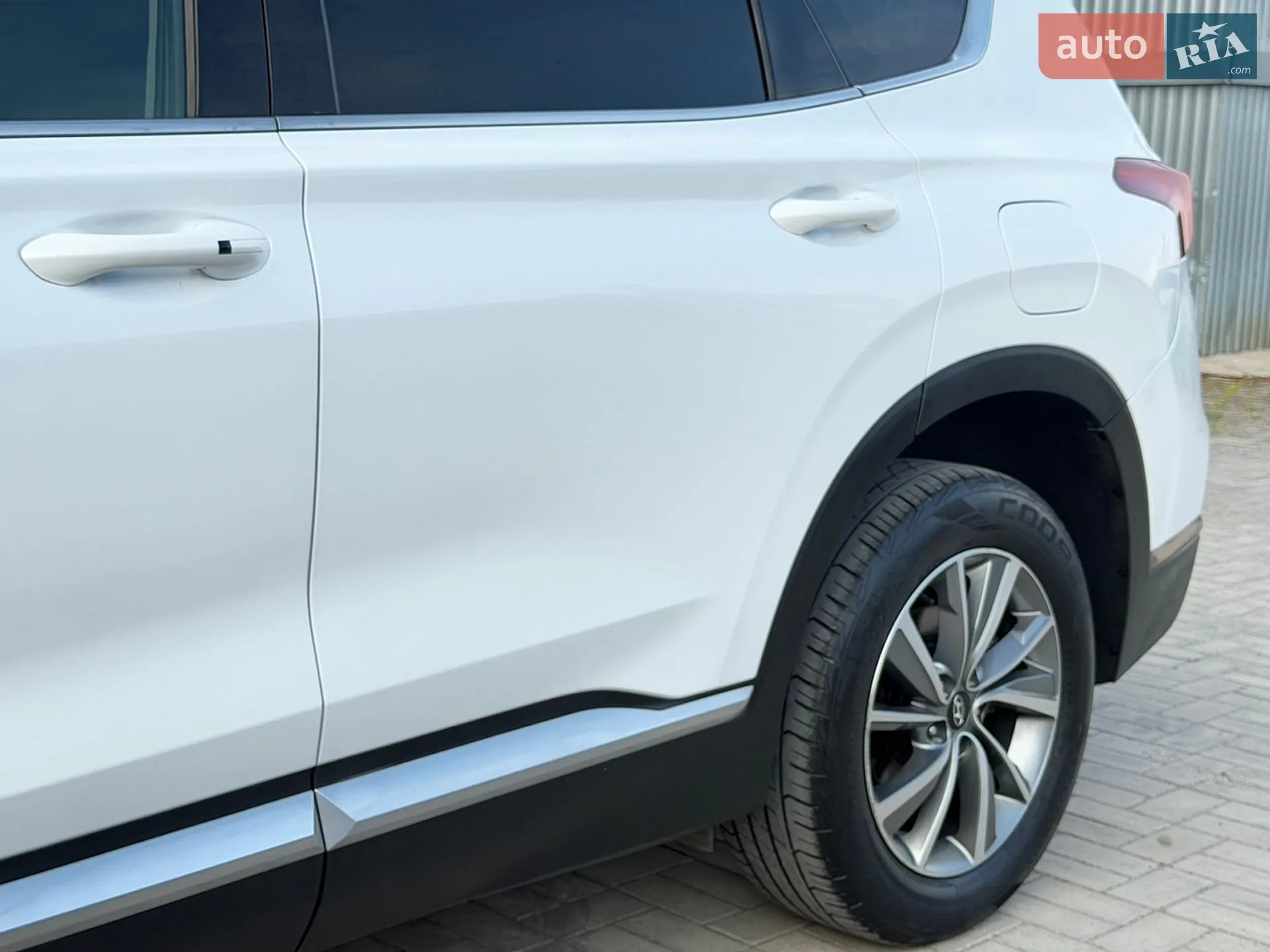 2019 Hyundai Santa Fe - мініатюра 31