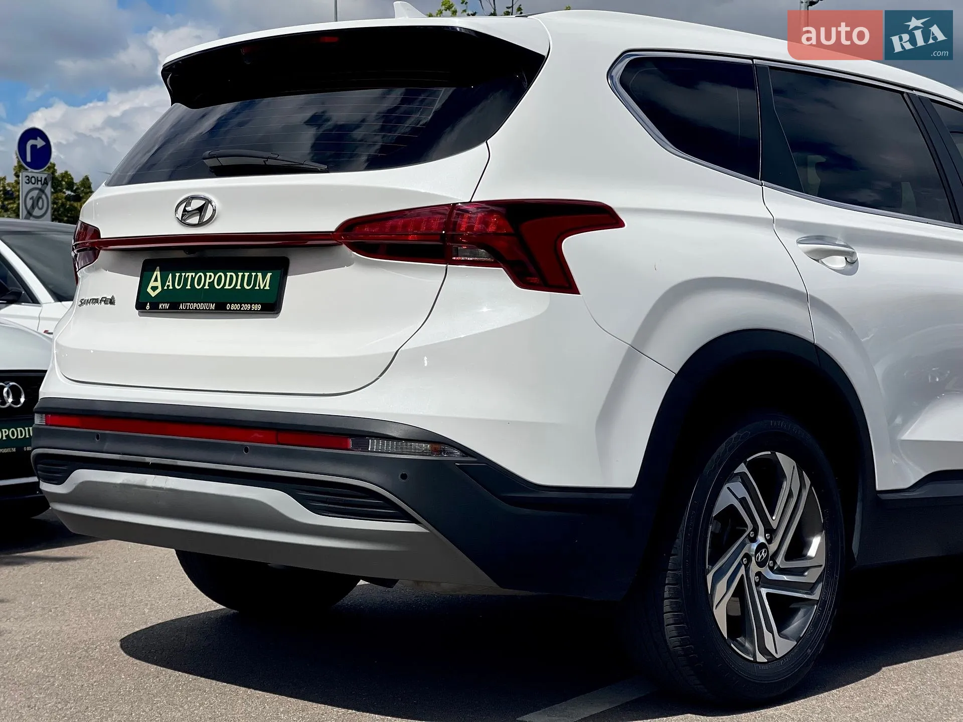 2021 Hyundai Santa Fe - мініатюра 17