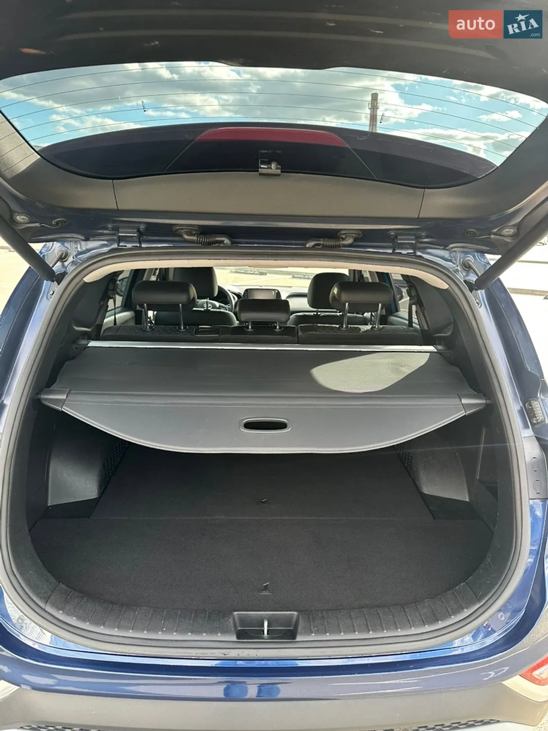 2019 Hyundai Santa Fe - мініатюра 29