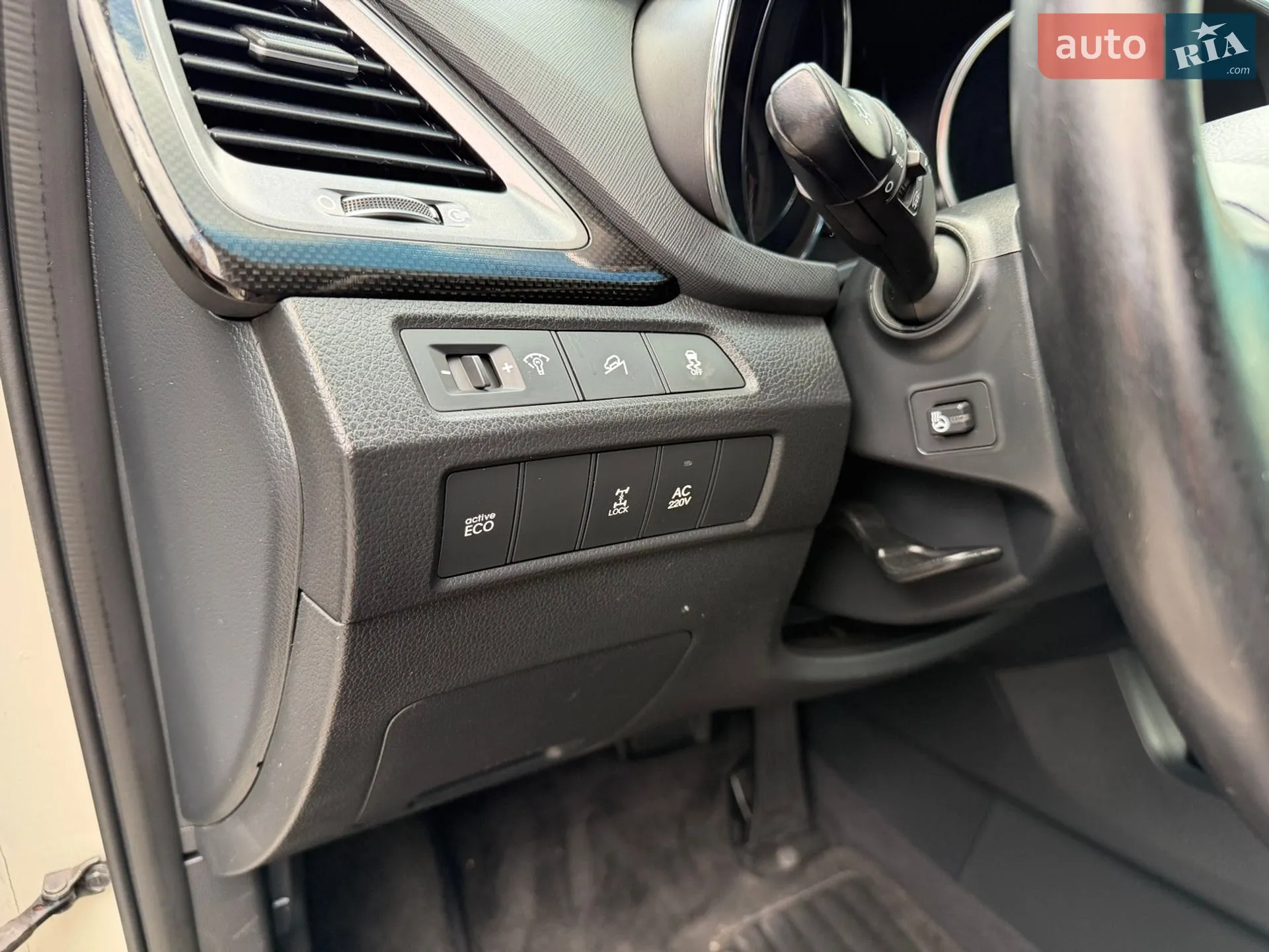 2015 Hyundai Santa Fe - мініатюра 16
