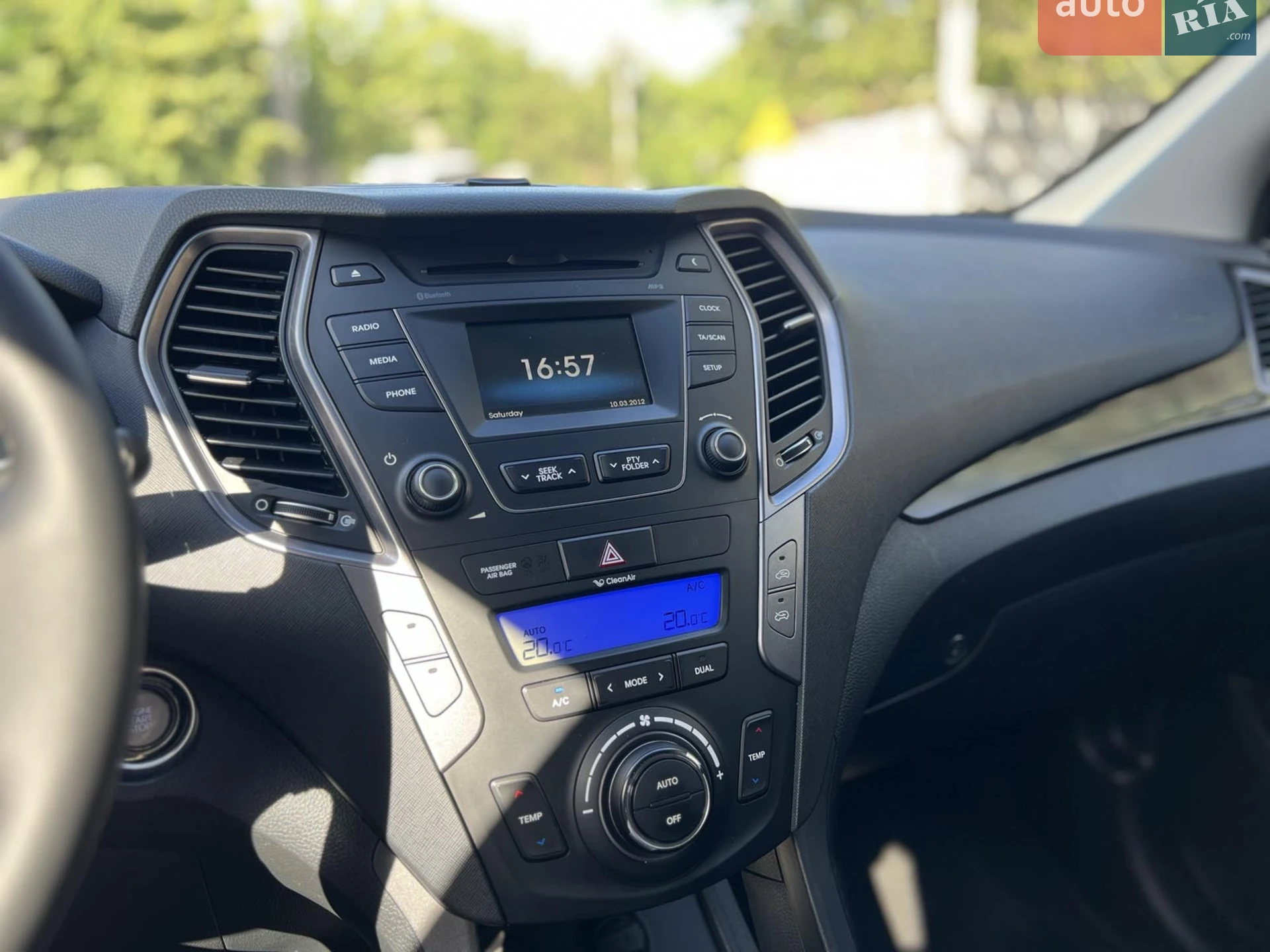2014 Hyundai Santa Fe - мініатюра 14