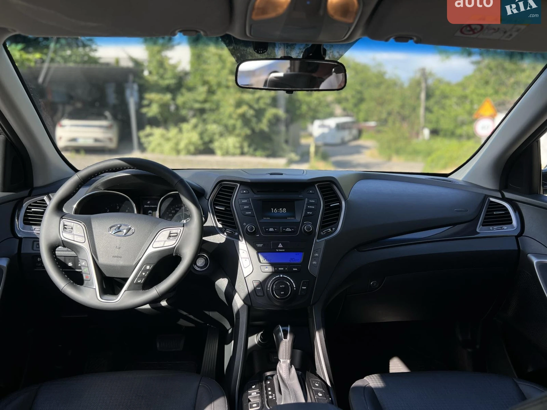 2014 Hyundai Santa Fe - мініатюра 19