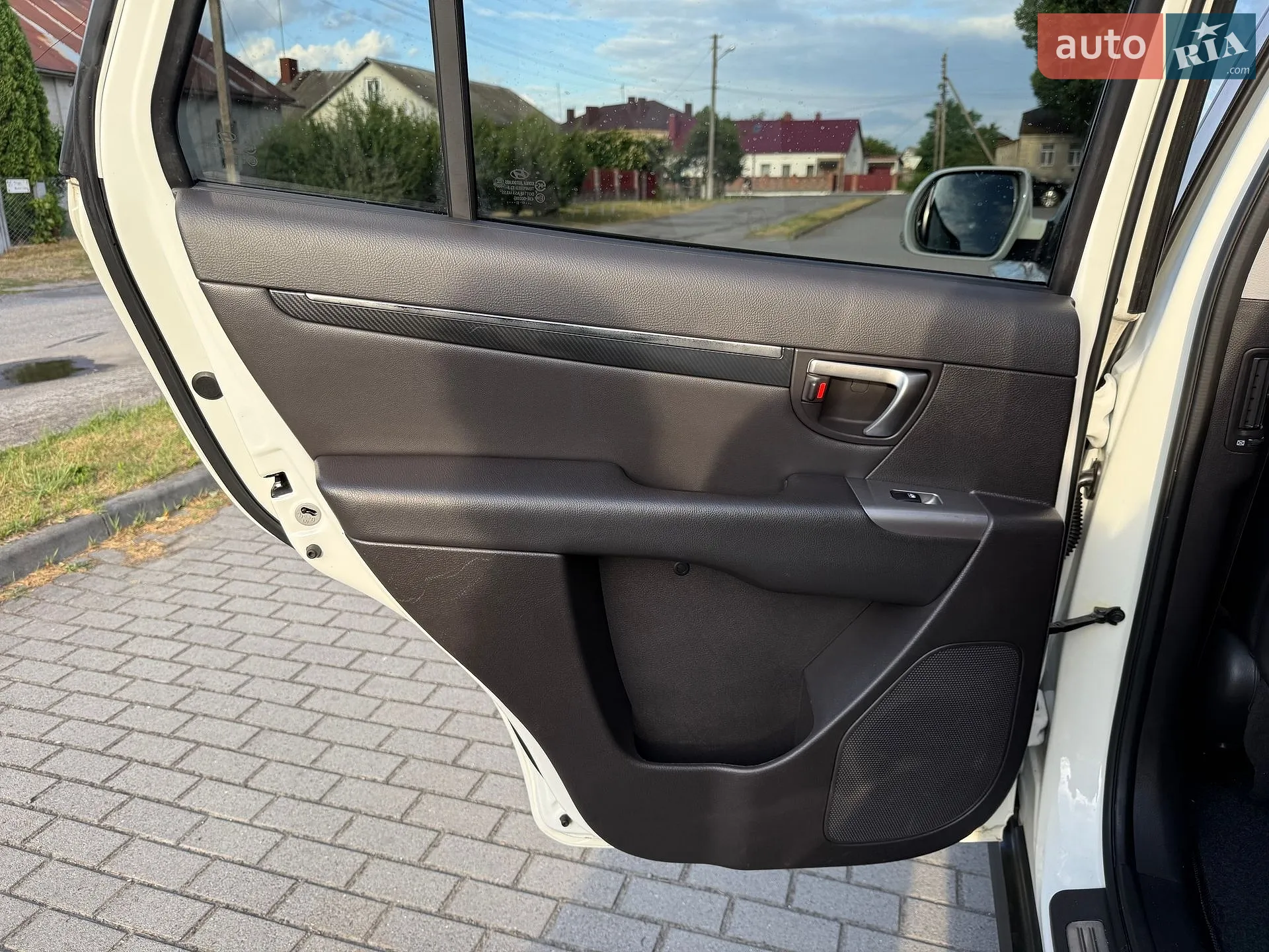 2011 Hyundai Santa Fe - мініатюра 25