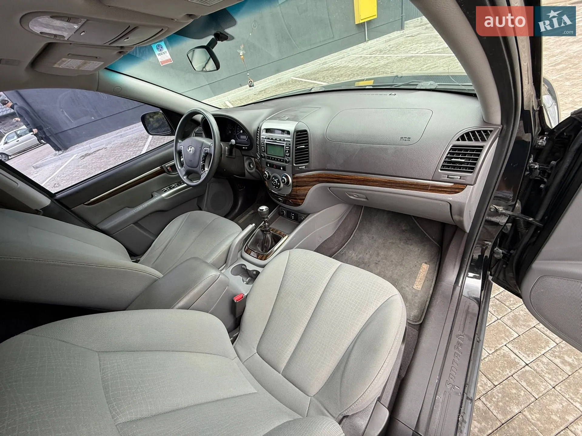 2010 Hyundai Santa Fe - мініатюра 32