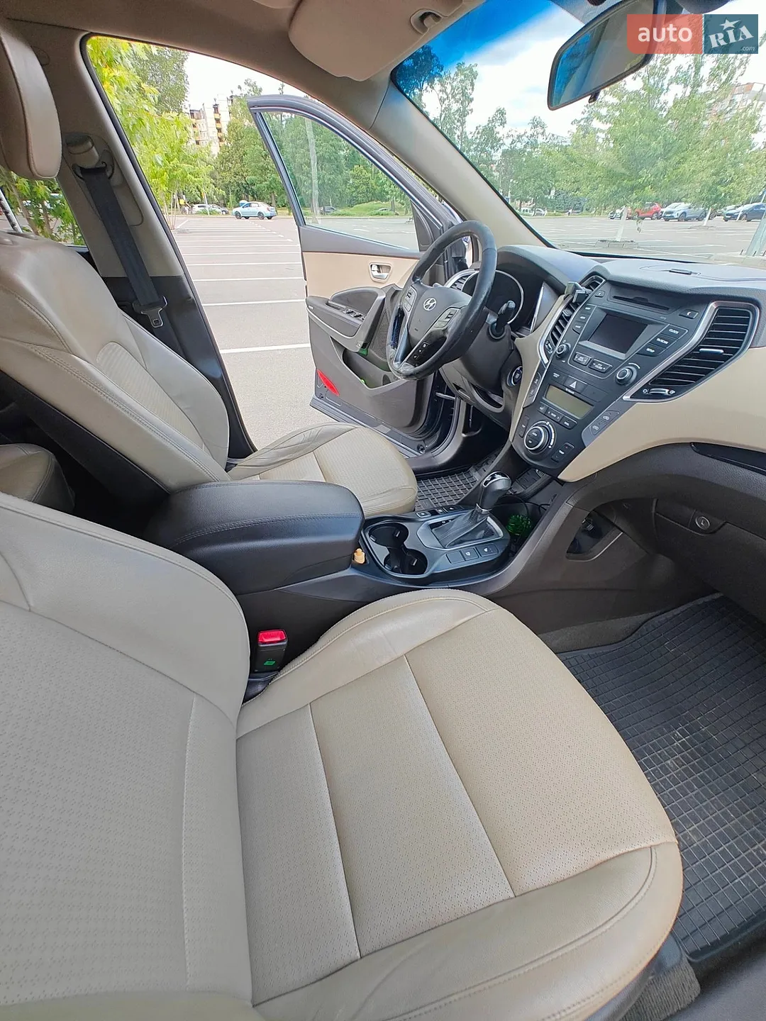 2013 Hyundai Santa Fe - мініатюра 16