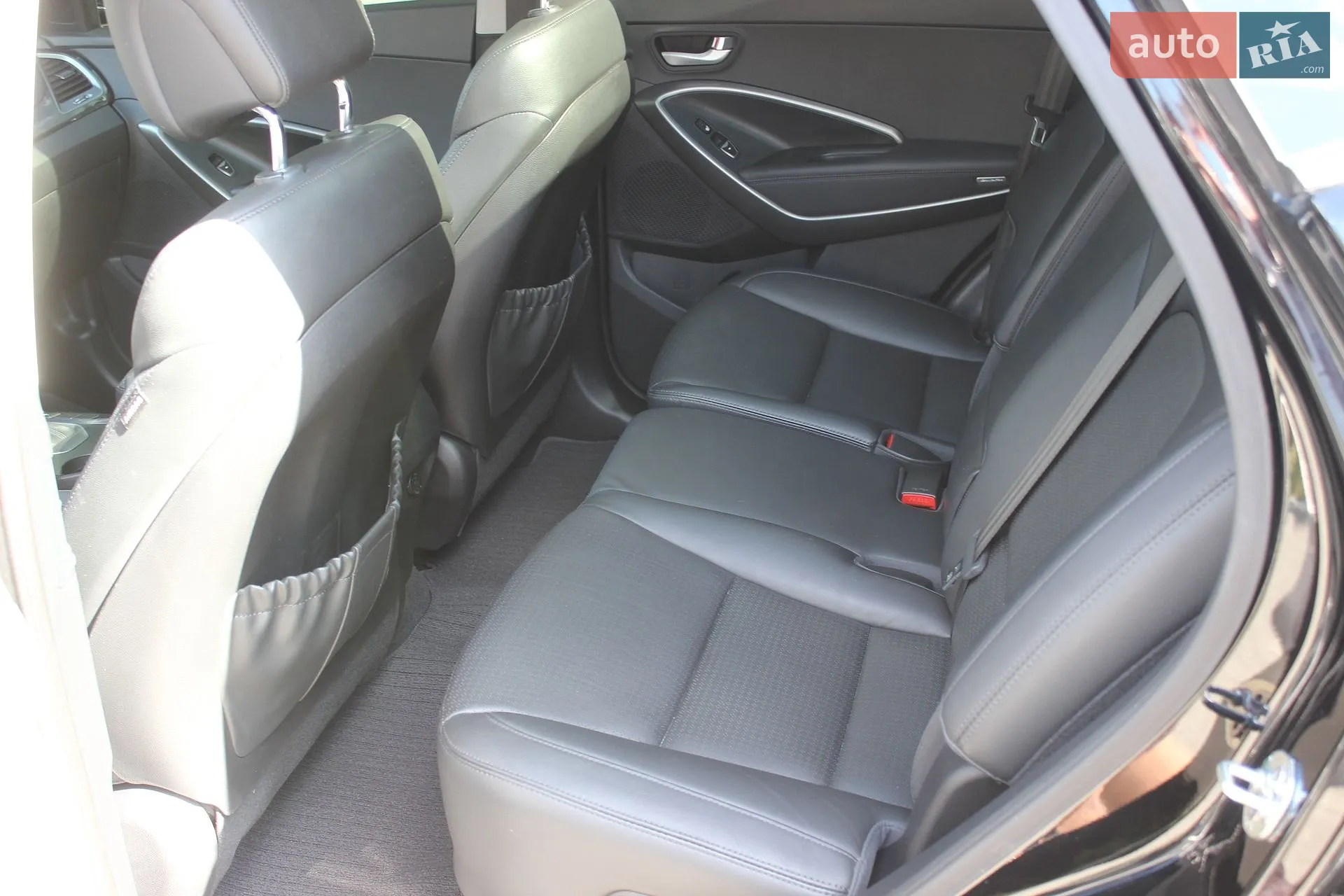 2012 Hyundai Santa Fe - мініатюра 27