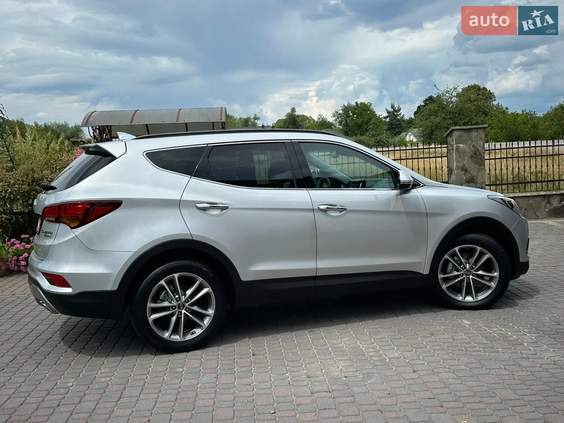 2016 Hyundai Santa Fe - мініатюра 13
