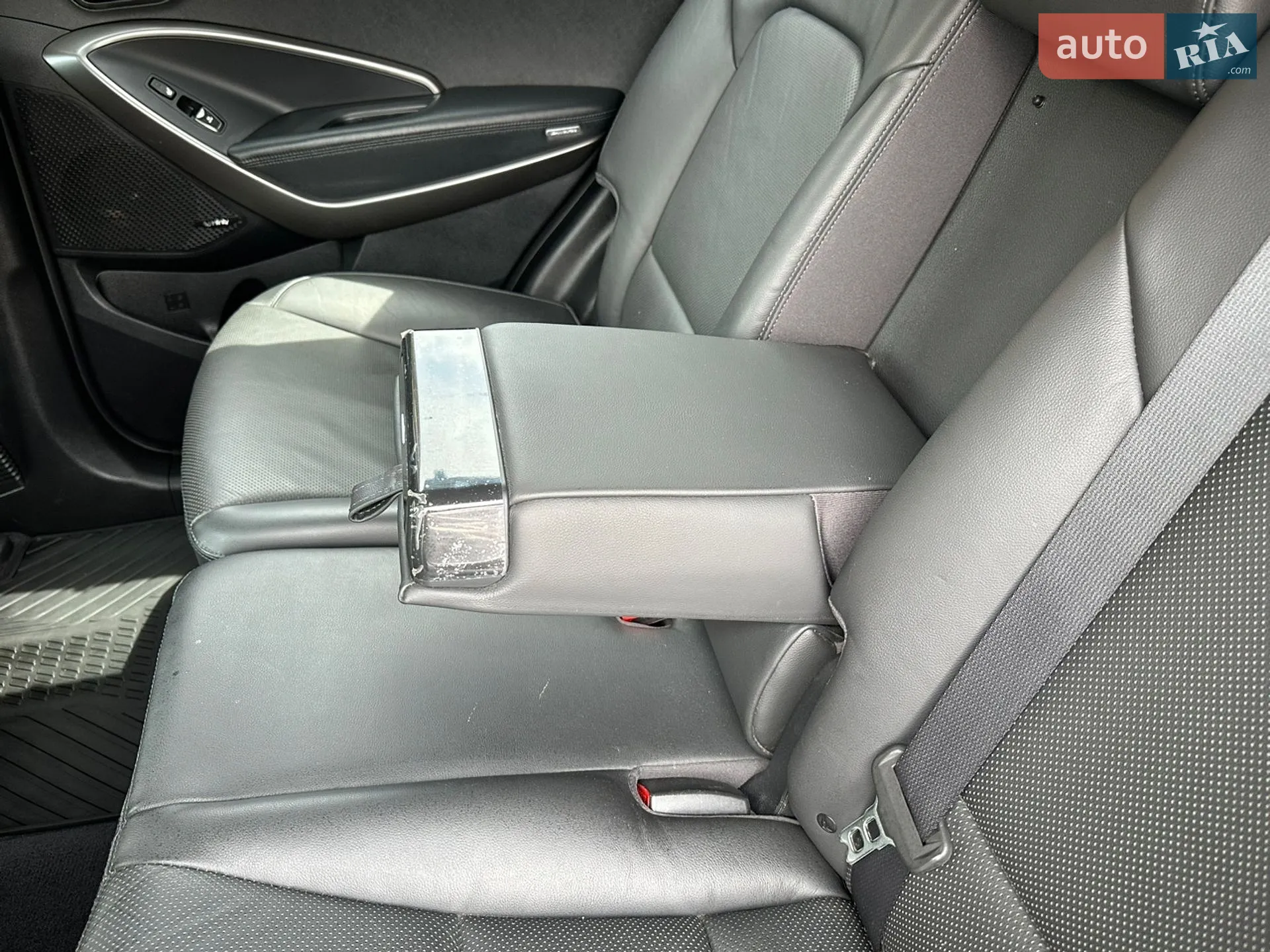 2016 Hyundai Santa Fe - мініатюра 82