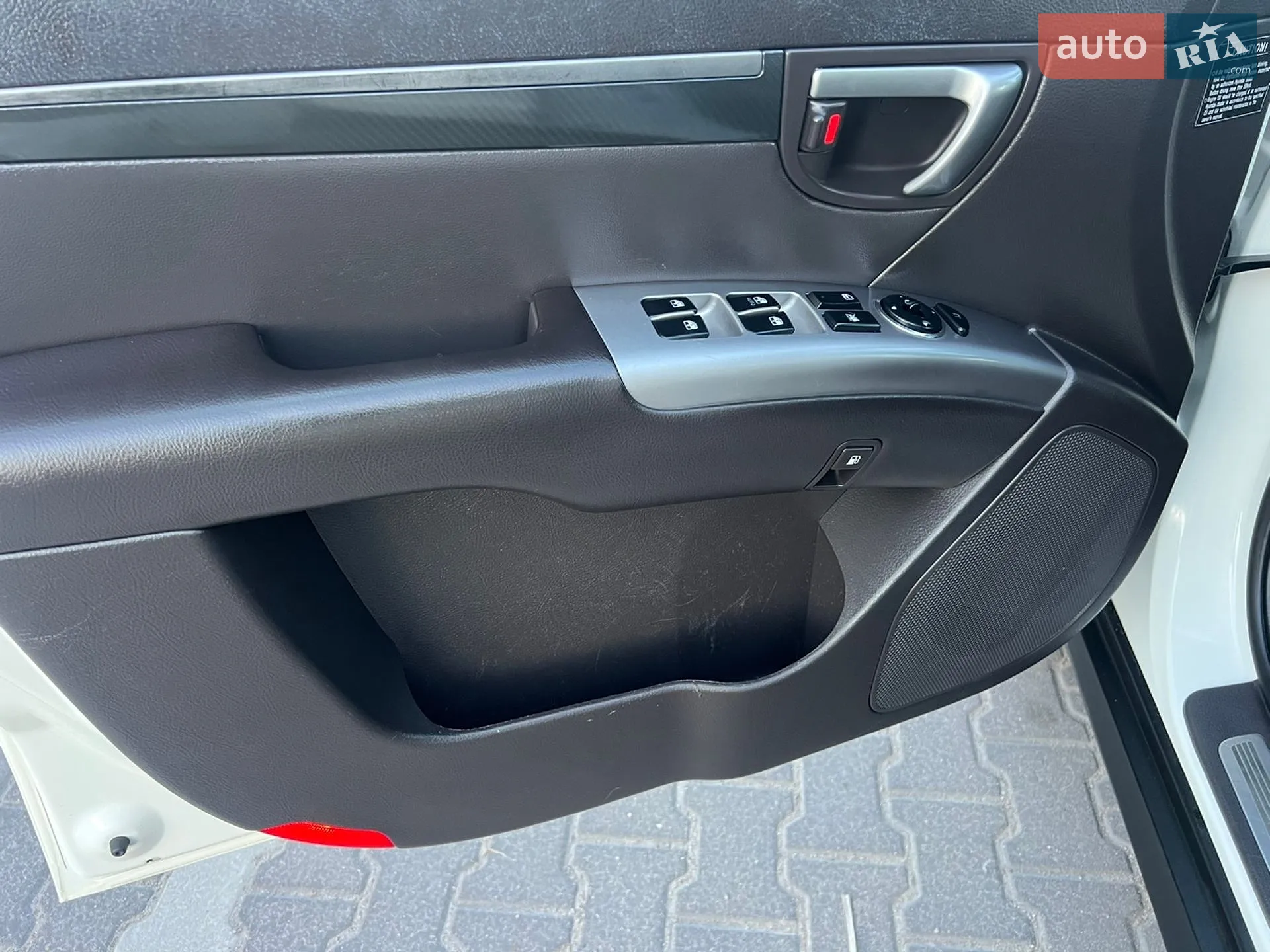 2011 Hyundai Santa Fe - мініатюра 31
