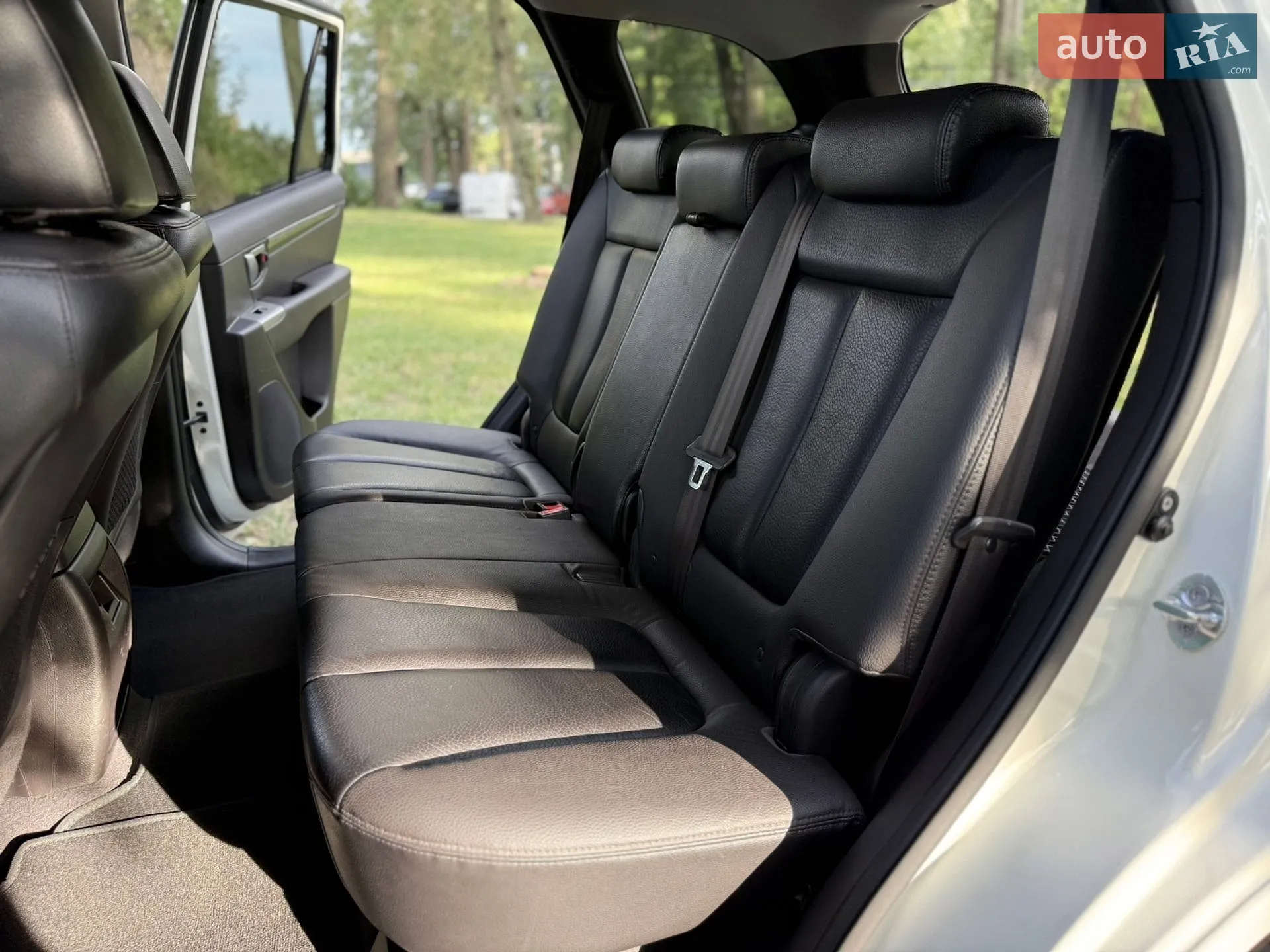 2011 Hyundai Santa Fe - мініатюра 30