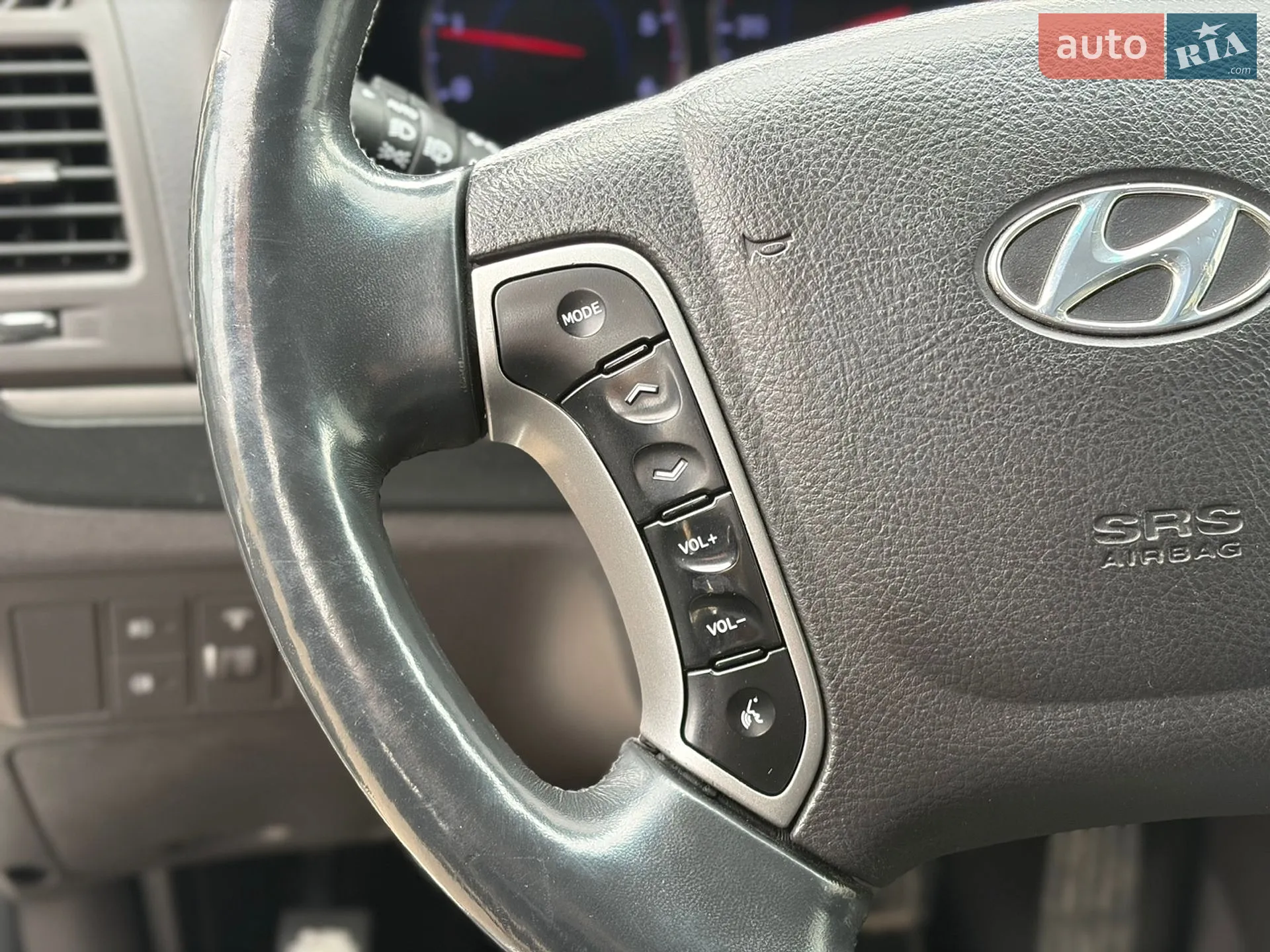 2012 Hyundai Santa Fe - мініатюра 38