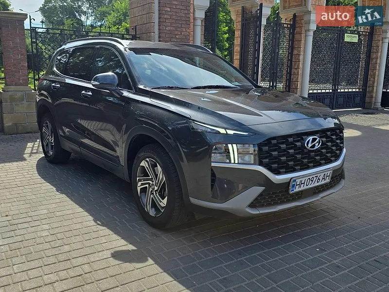 Hyundai Santa FE