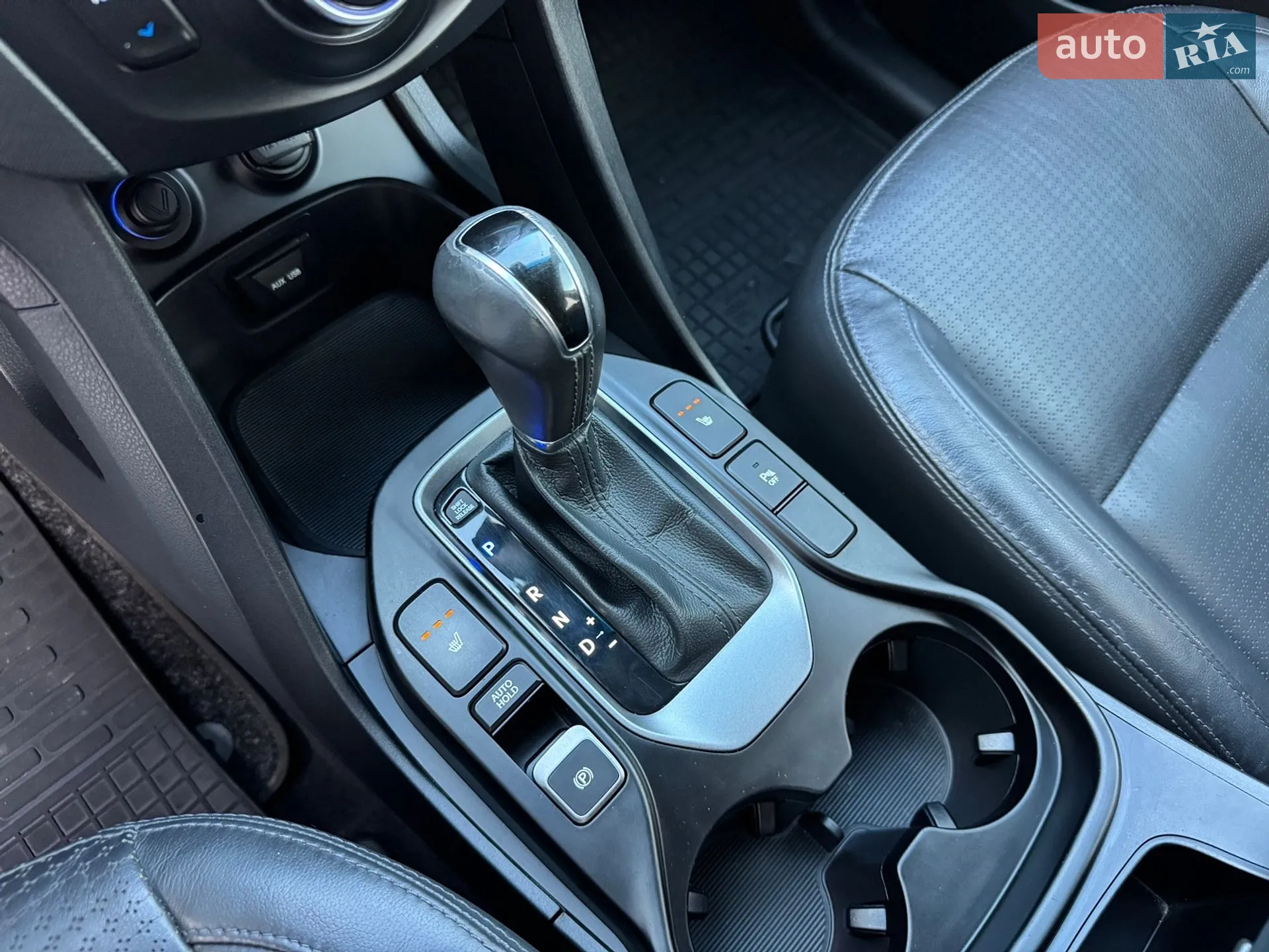 2013 Hyundai Santa Fe - мініатюра 23