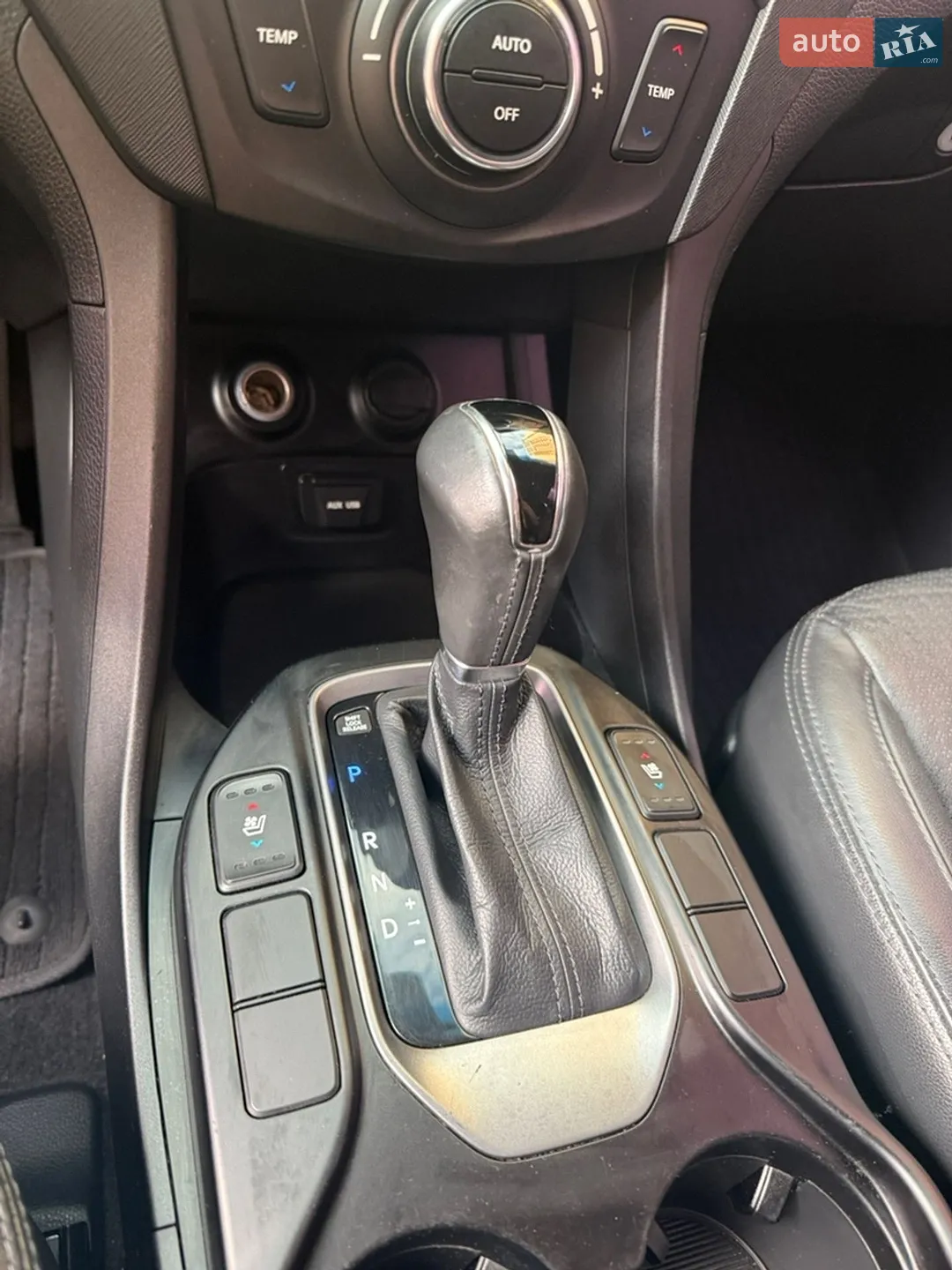 2013 Hyundai Santa Fe - мініатюра 14